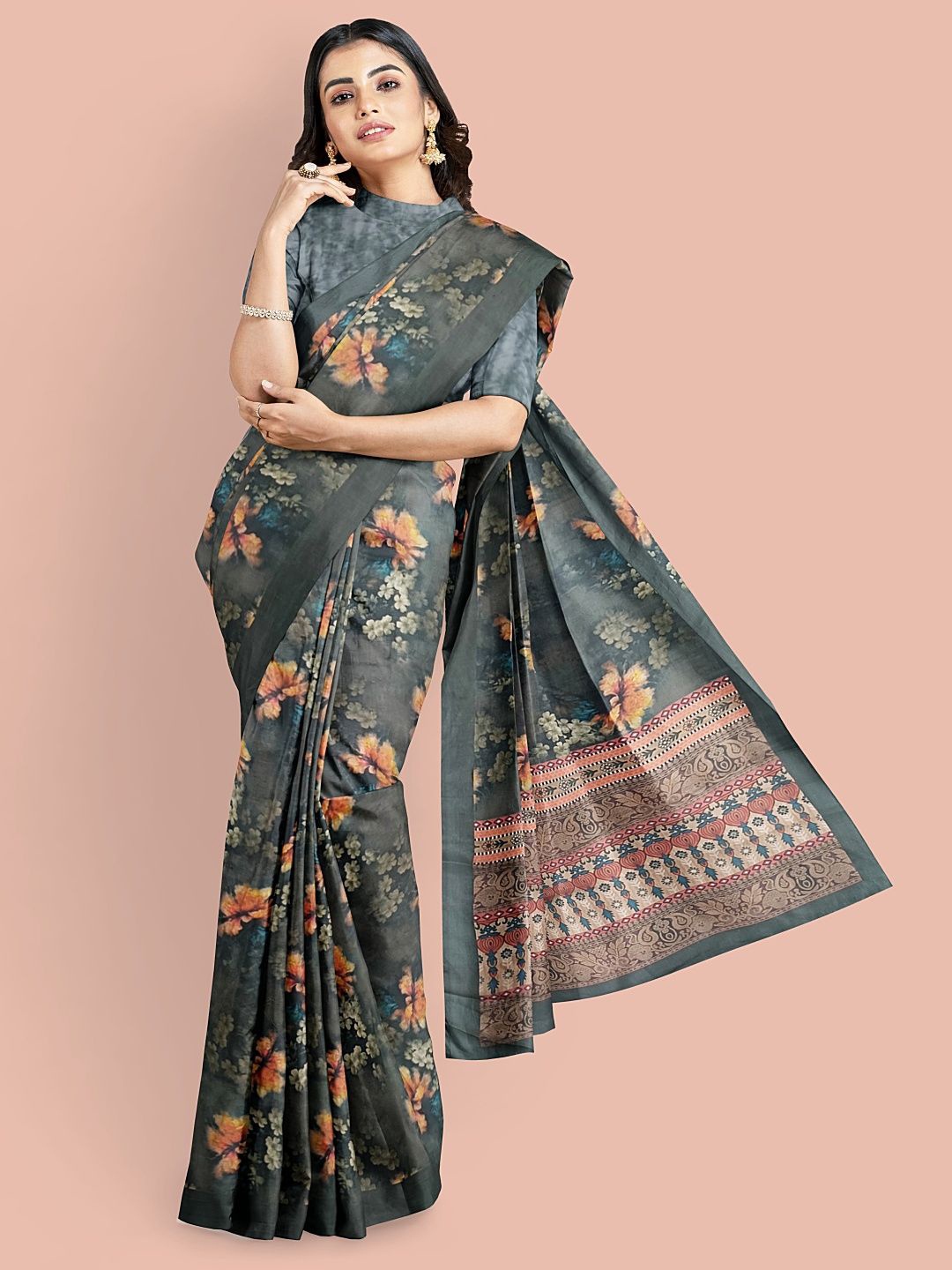 

Avyay Creation Floral Saree, Grey