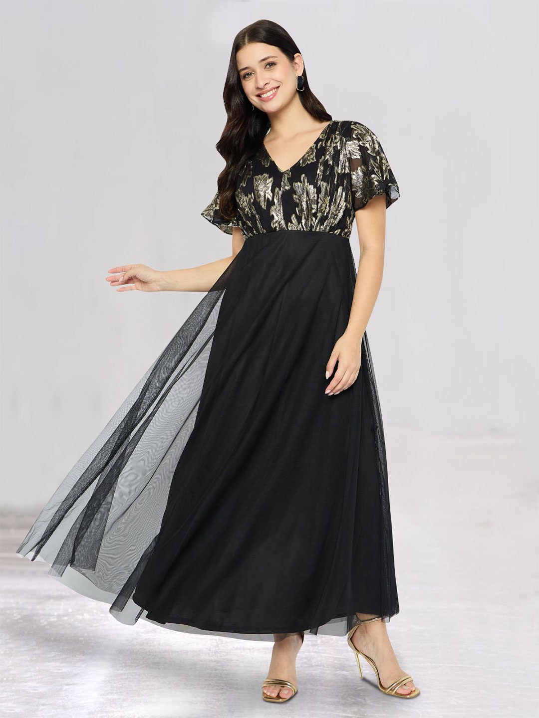 

Martini Floral Printed Flared Sleeve V-Neck Net Maxi Gown Dress, Black