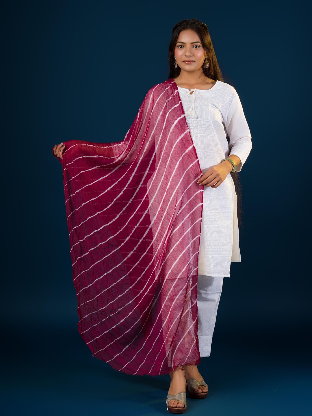 

KCPC BANDHANI Leheriya Dyed Chiffon Dupatta, Maroon