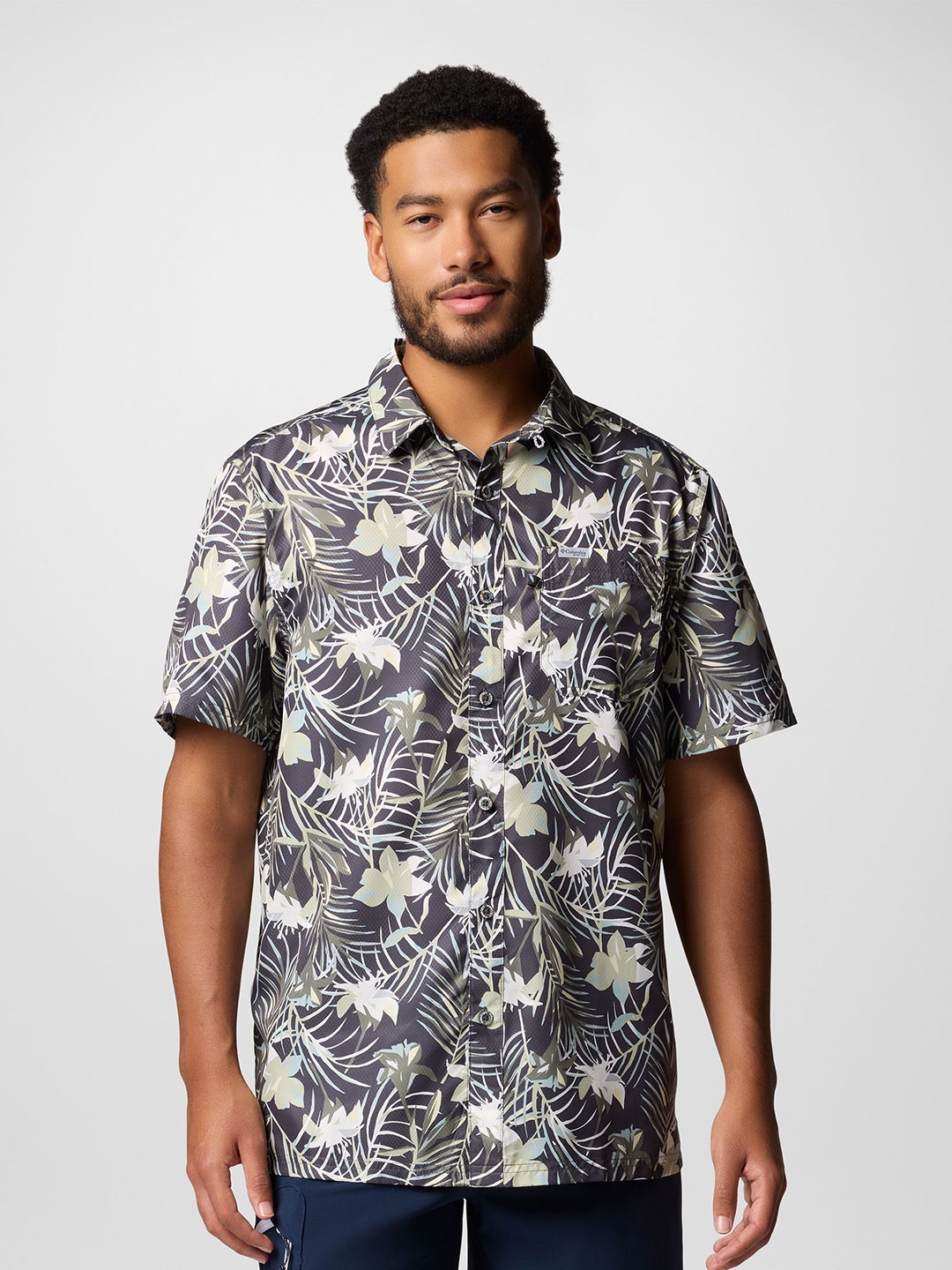 

Columbia Men Classic Spread Collar Floral Printed Casual Shirt, Grey