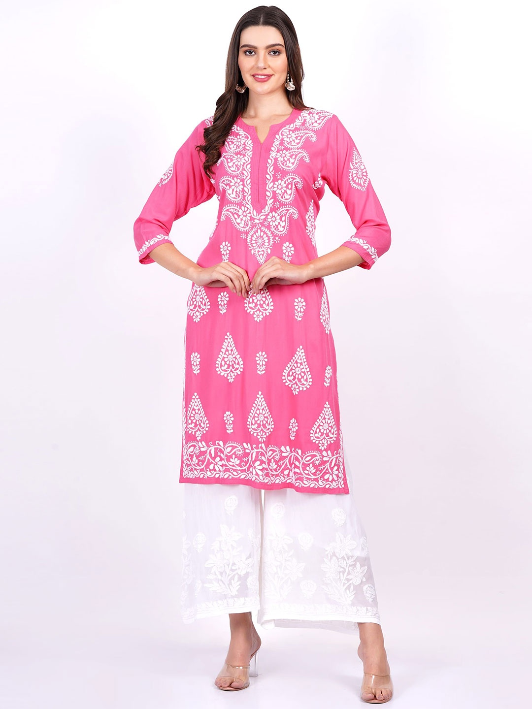 

SUFIZA LIFESTYLE Women Embroidered Chikankari Straight Kurta, Pink