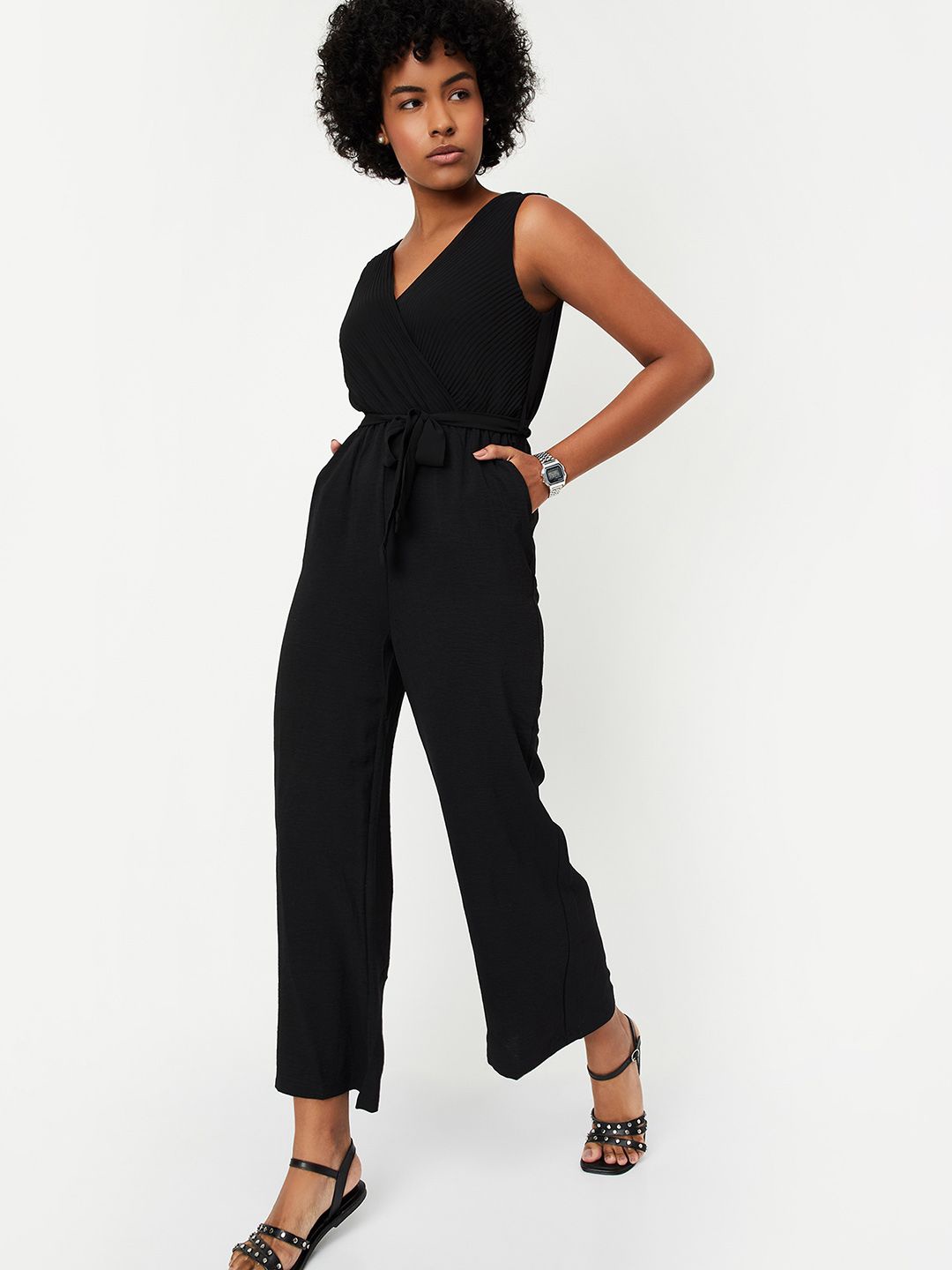 

max Women V-Neck Sleeveless Basic Jumpsuit, Black