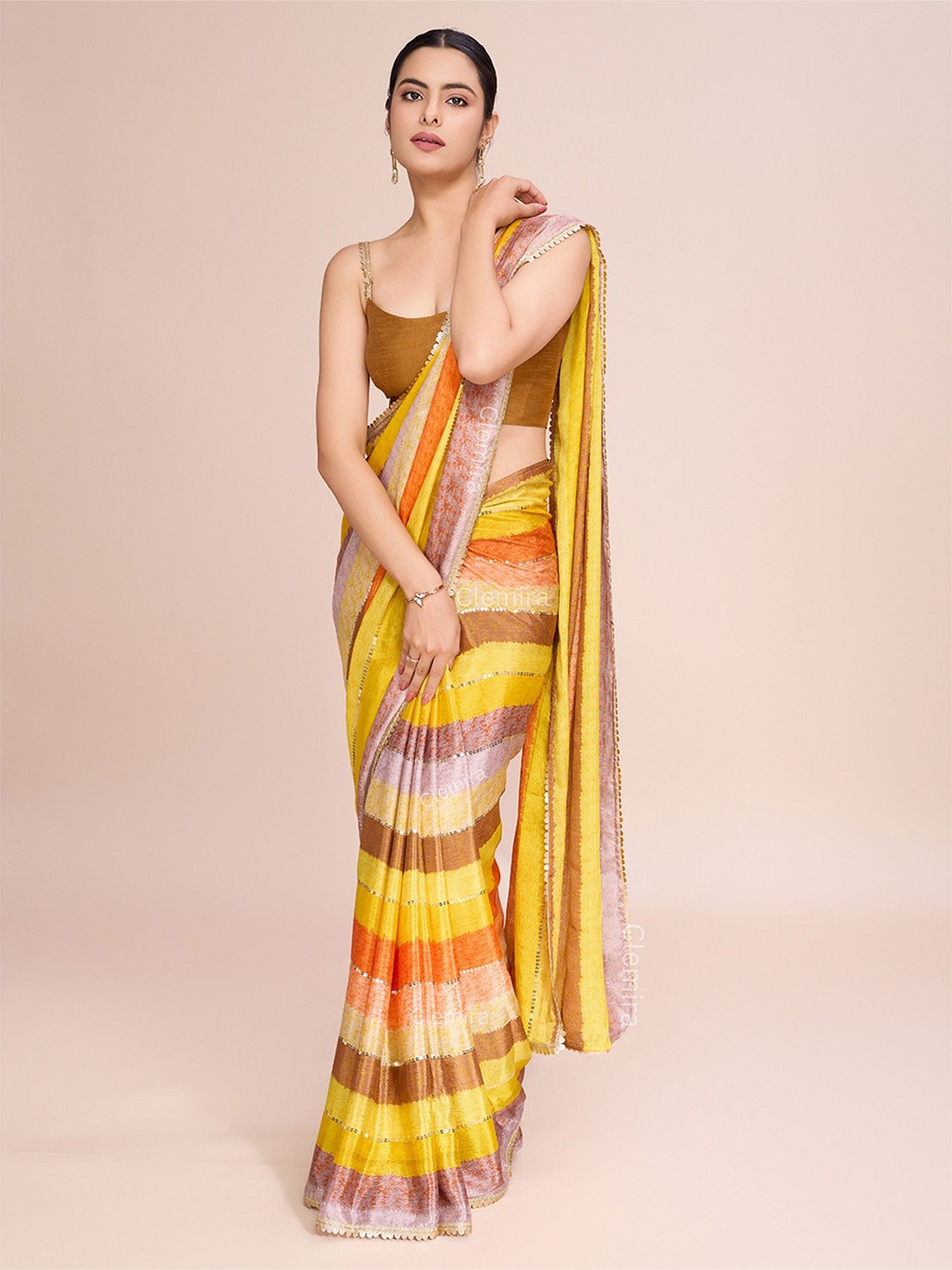 

FashionsEye Striped Print Sequinned Saree, Yellow
