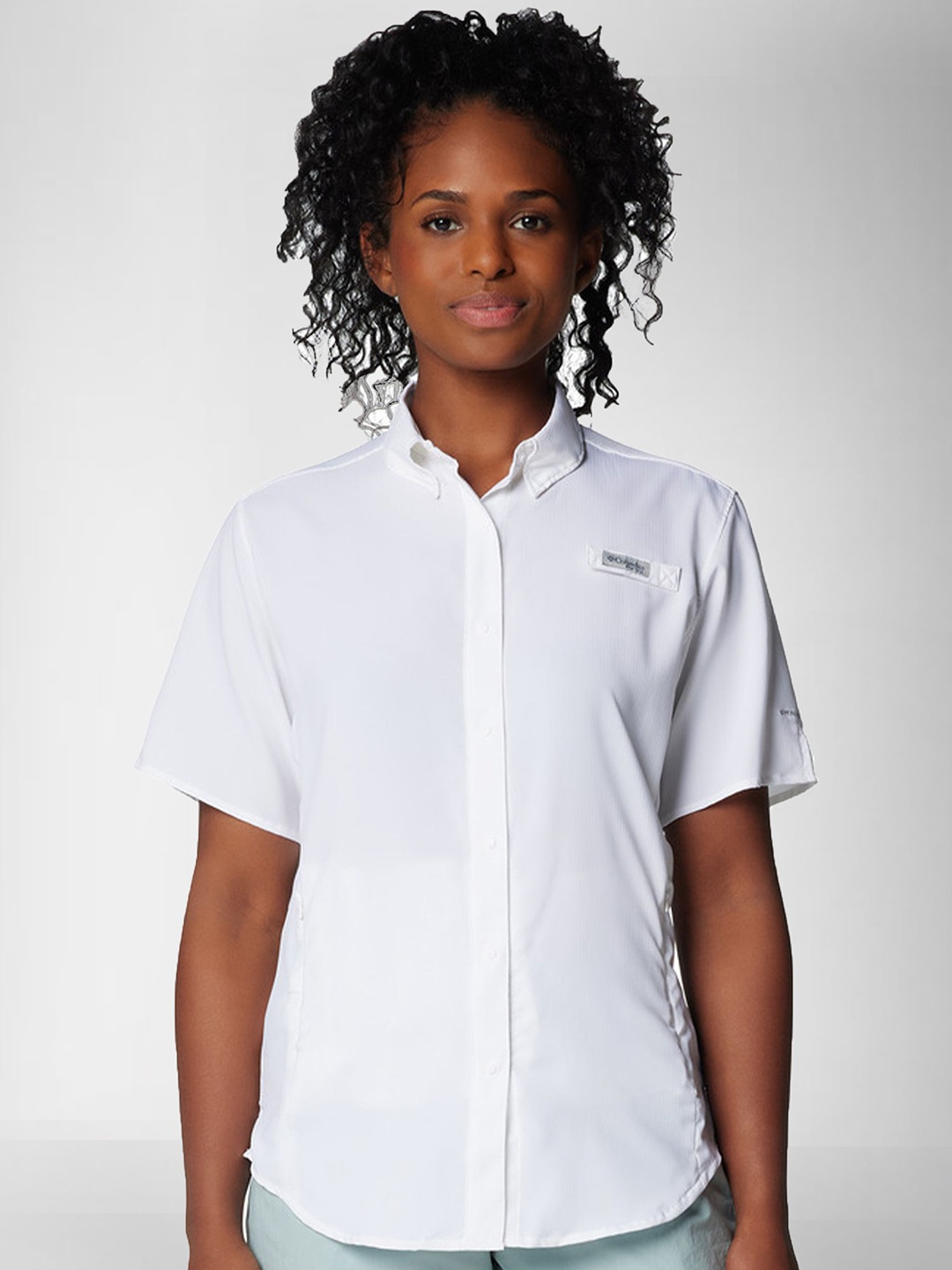 

Columbia Women Classic Fit Spread Collar Solid Casual Shirt, White