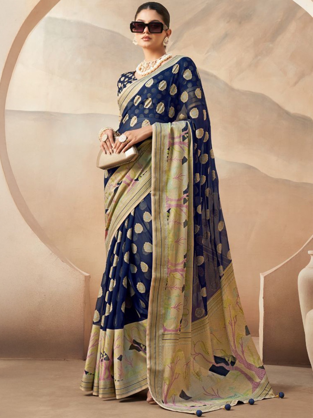 

MySilkLove Ethnic Motifs Printed Pure Georgette Saree, Blue