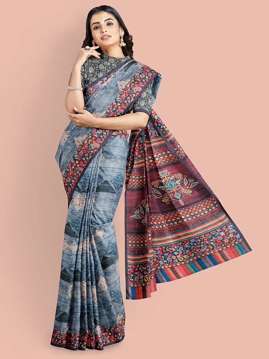 

Avyay Creation Geometric Print Saree, Blue