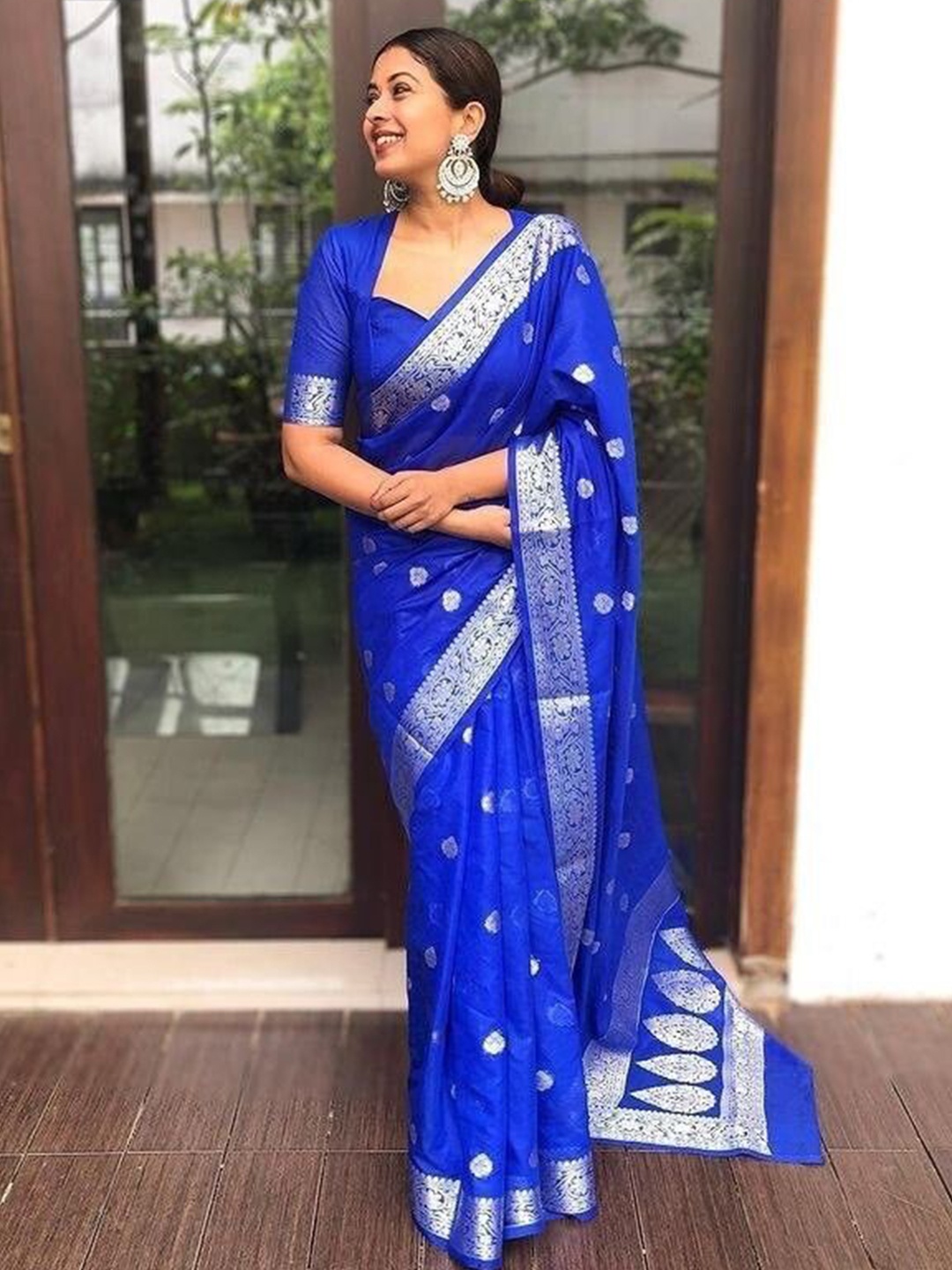 

Upalksh Ethnic Motifs Woven Design Zari Kanjeevaram Saree, Blue