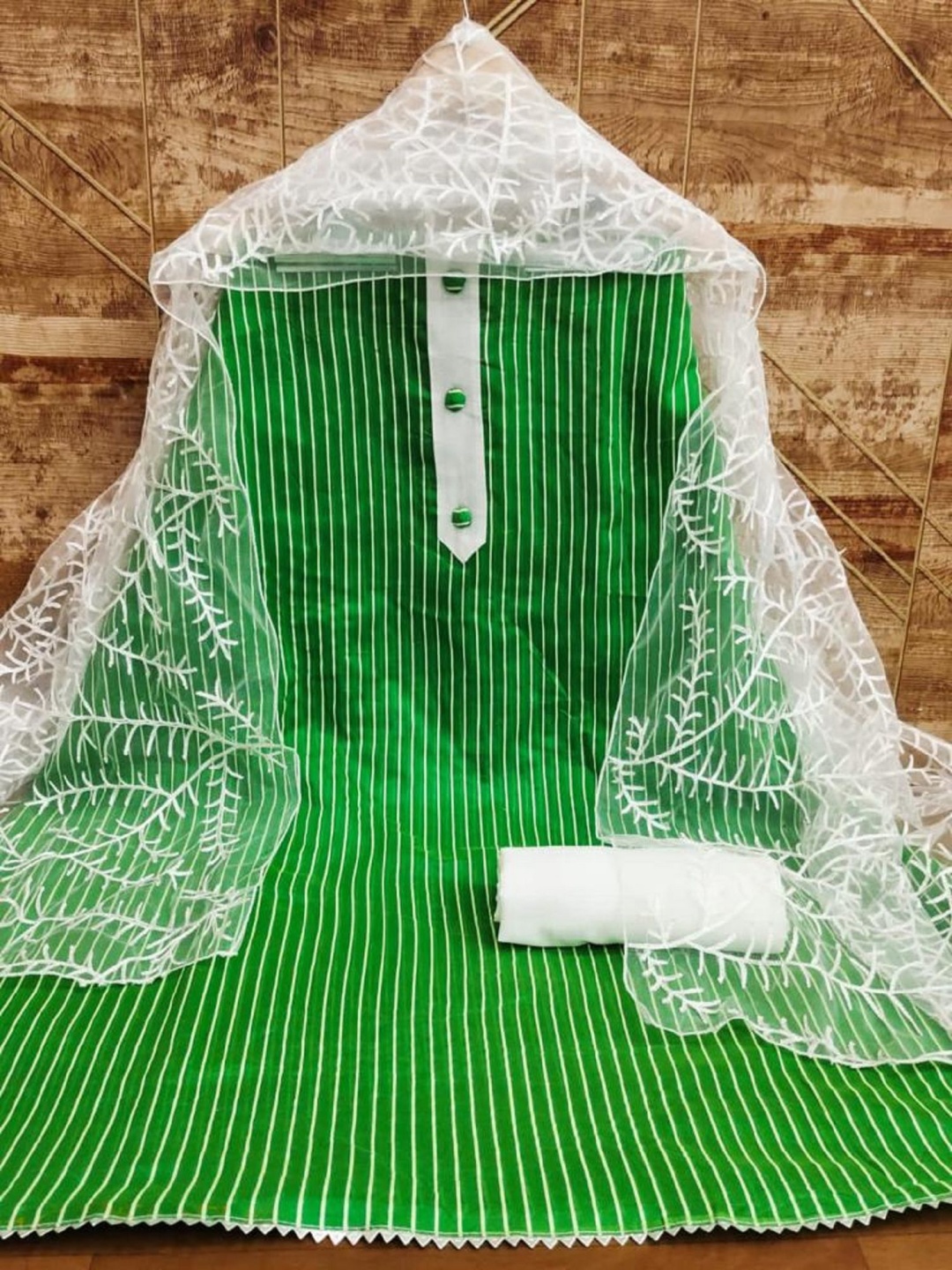 

A TO Z CART Printed Unstitched Dress Material, Green