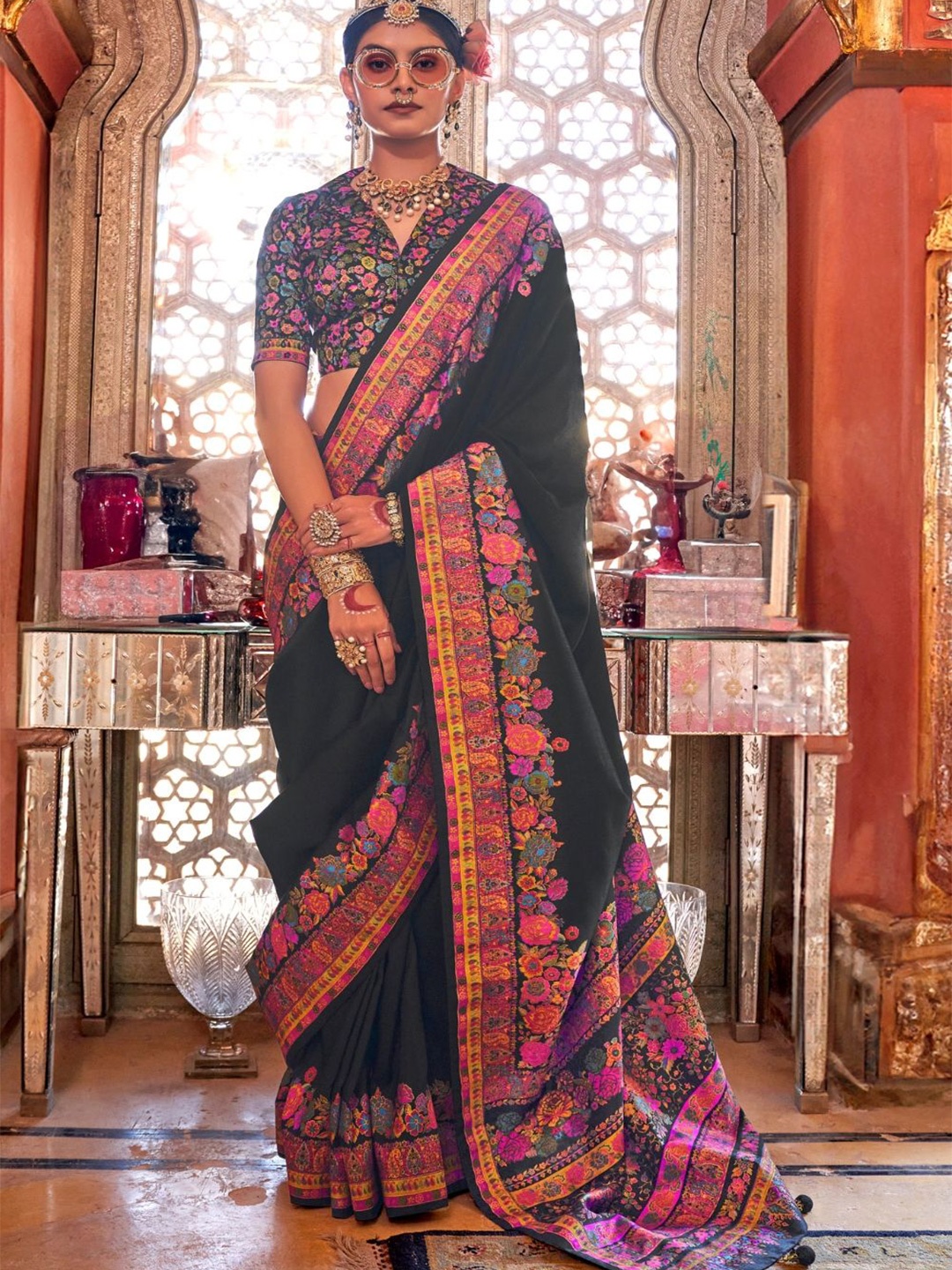 

DEVATITHI Black Patola Silk Saree