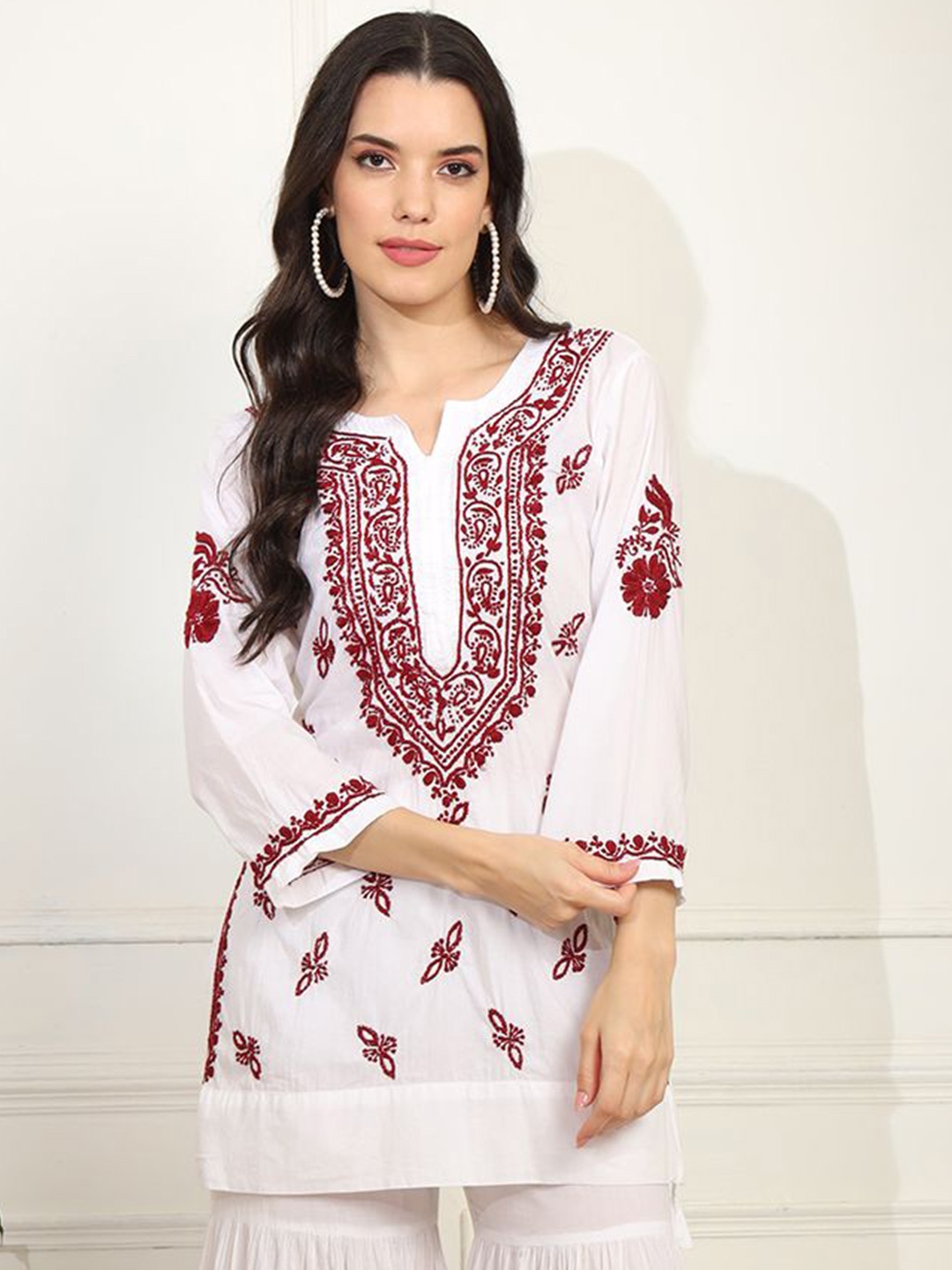 

SUFIZA LIFESTYLE Women Ethnic Motifs Embroidered Pure Cotton Kurti, White
