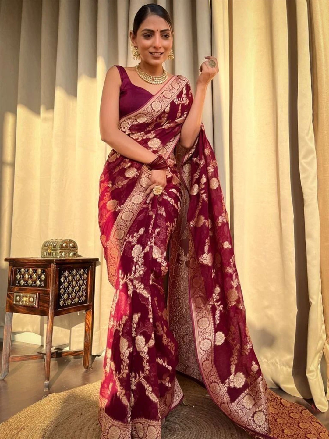 

Upalksh Woven Design Kanjeevaram Saree, Maroon