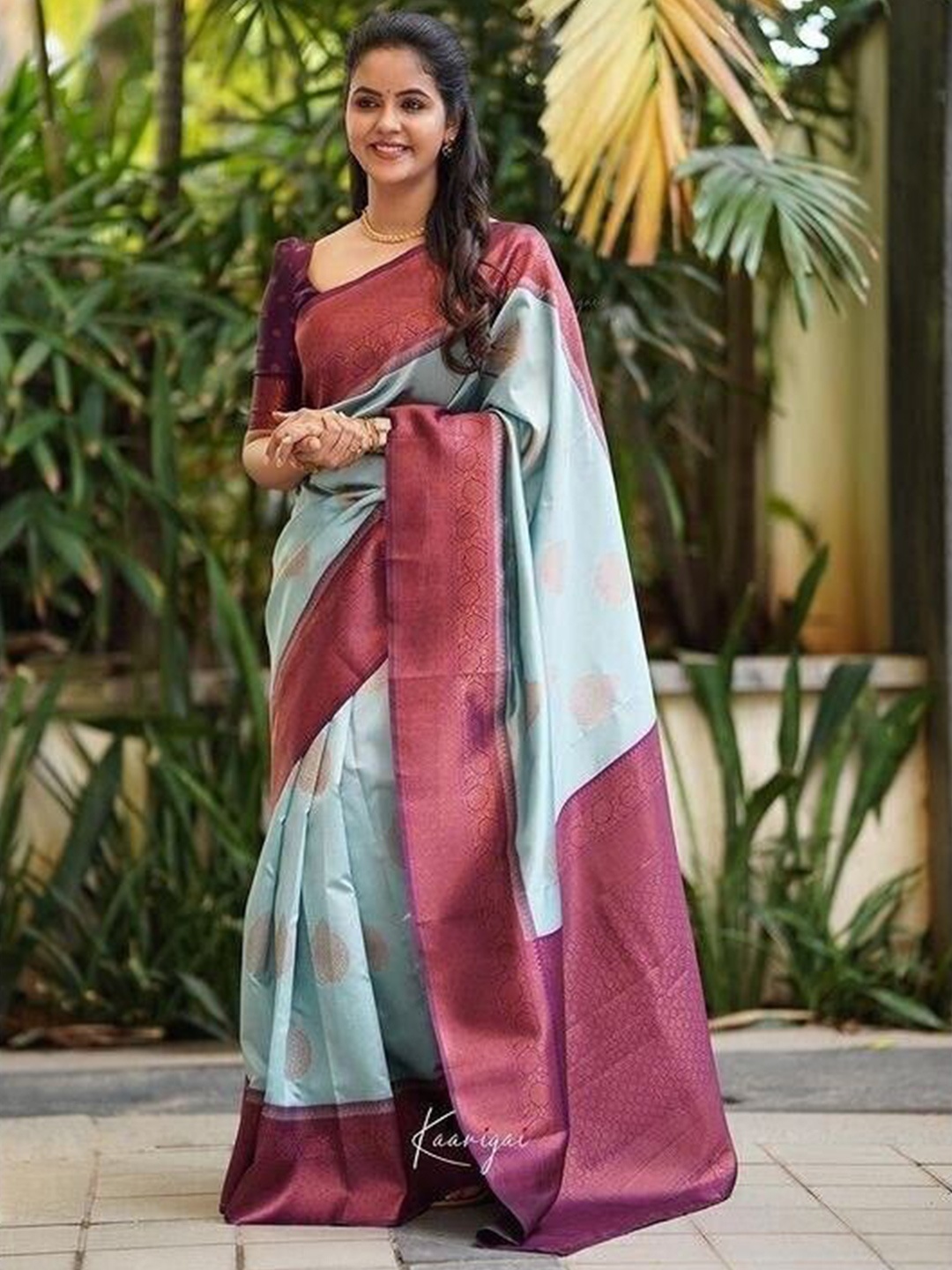 

Upalksh Woven Design Zari Jute Silk Kanjeevaram Saree, Blue
