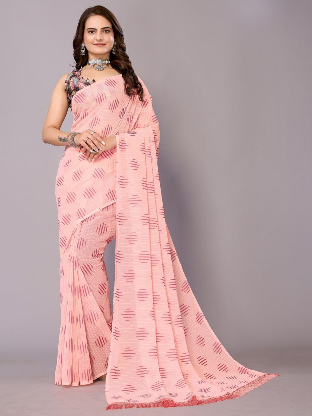 

BAESD Ethnic Motifs Poly Chiffon Banarasi Saree, Peach