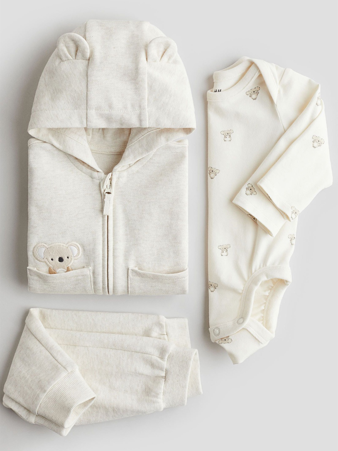

H&M Boys 3-Piece Cotton Set, Beige