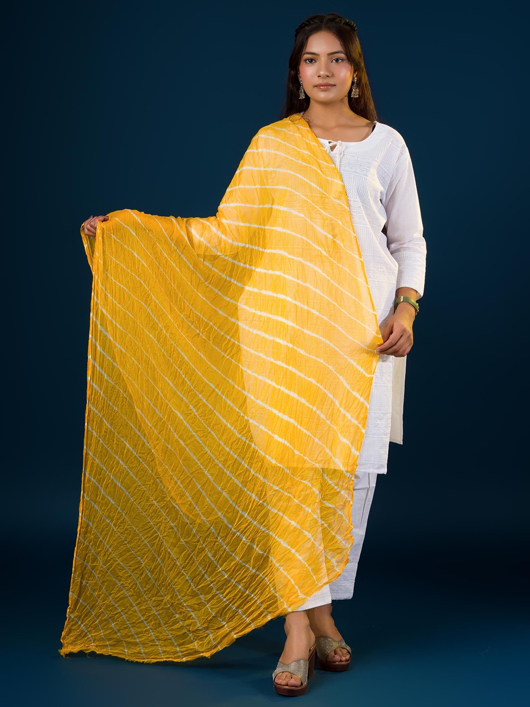 

KCPC BANDHANI Leheriya Dyed Chiffon Dupatta, Yellow