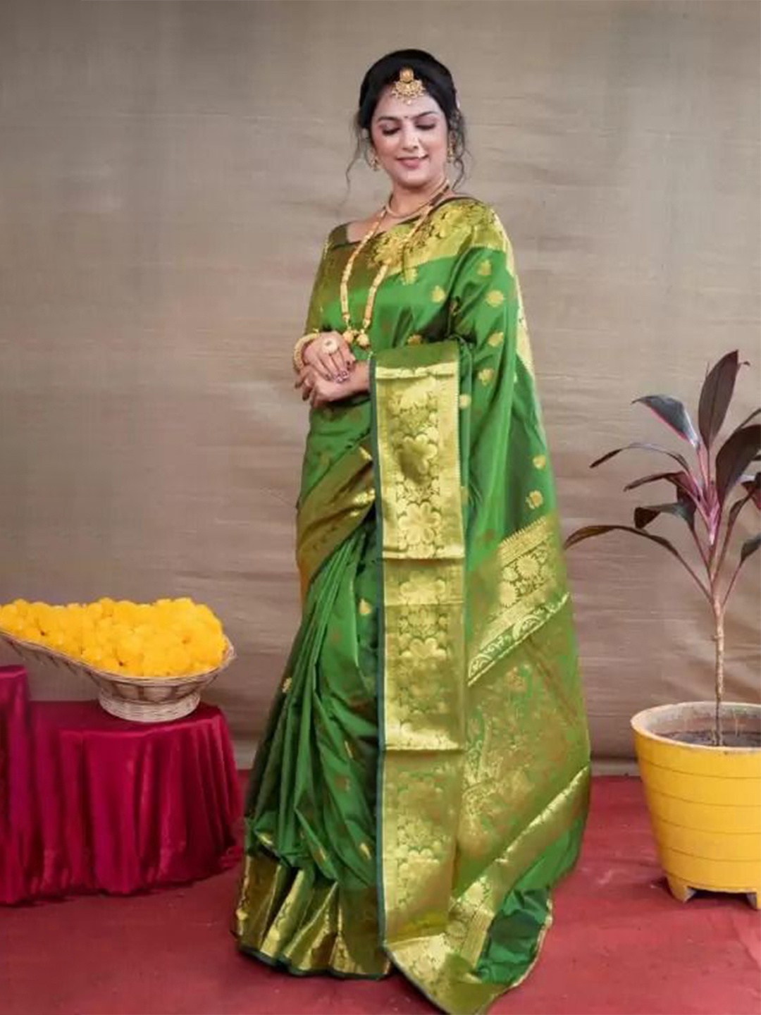 

Florence Woven Design Zari Pure Silk Kanjeevaram Saree, Green