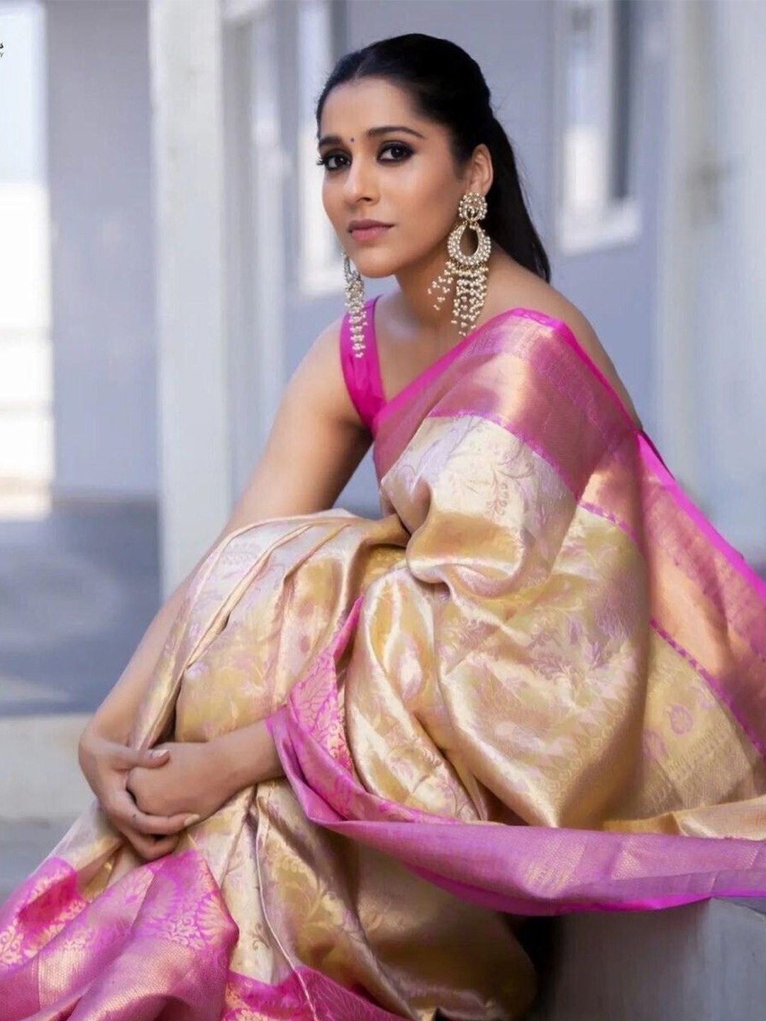 

Upalksh Floral Woven Design Kanjeevaram Saree, Beige