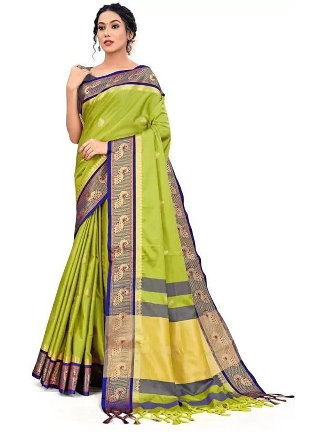 

Upalksh Woven Design Zari Pure Cotton Maheshwari Saree, Green