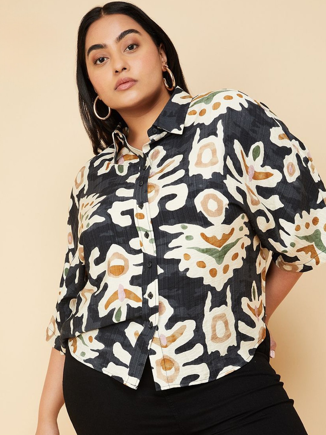 

max Women Plus Size Spread Collar Abstract Printed Casual Shirt, Black