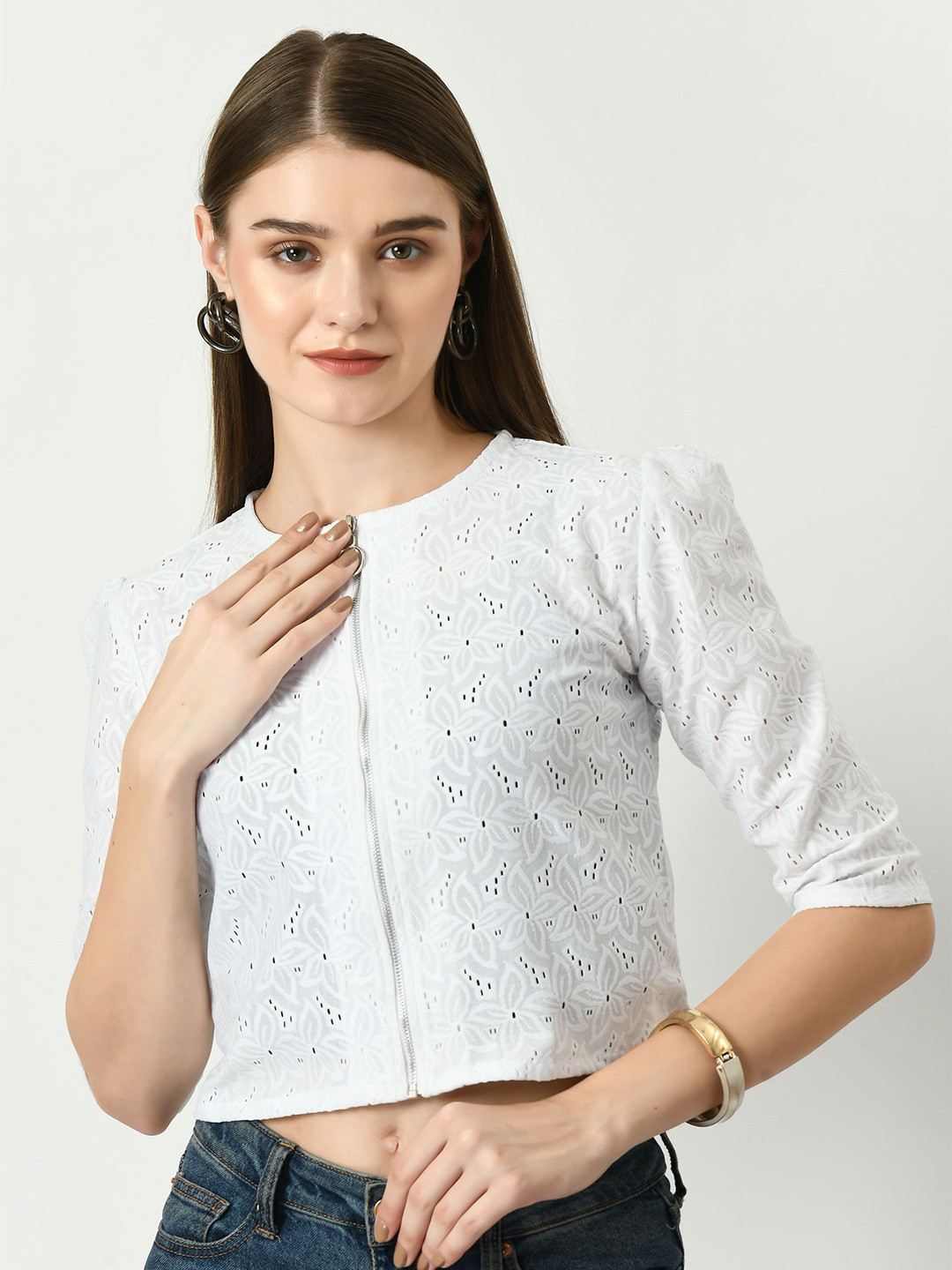 

RAYWARE Women Crop Shrug, White