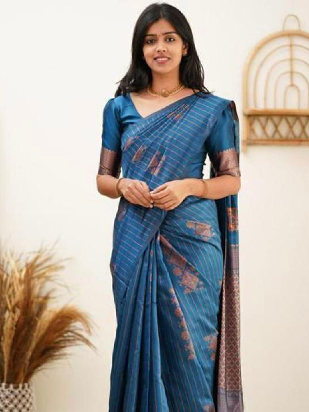 

Upalksh Woven Design Pure Cotton Patola Saree, Blue