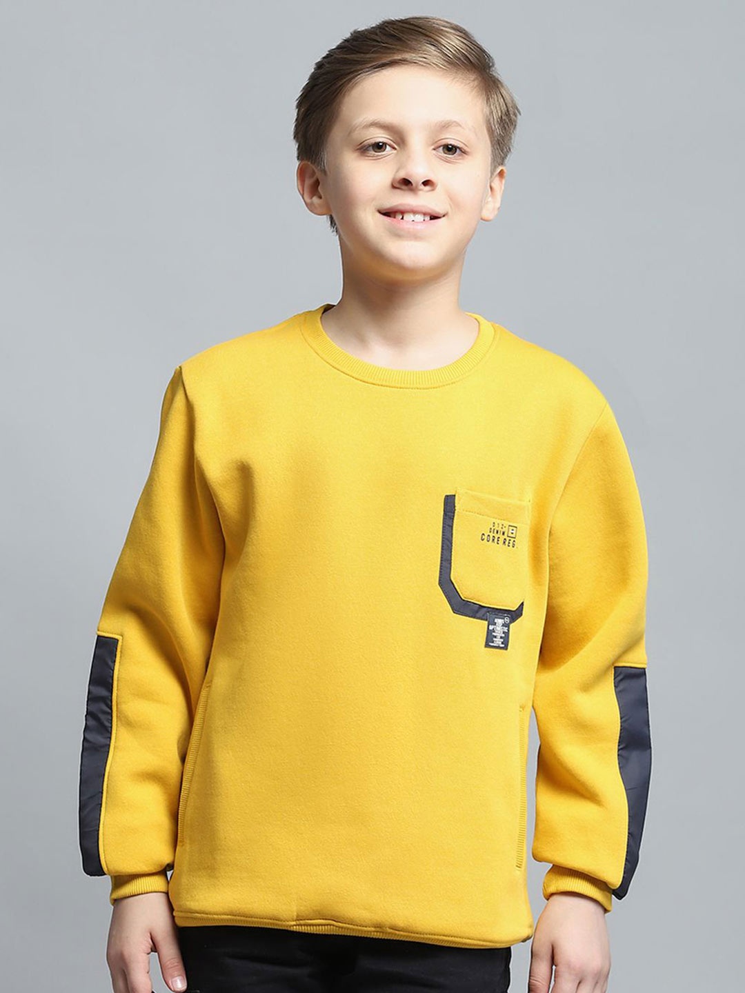 

Monte Carlo Boys Sweatshirt, Yellow