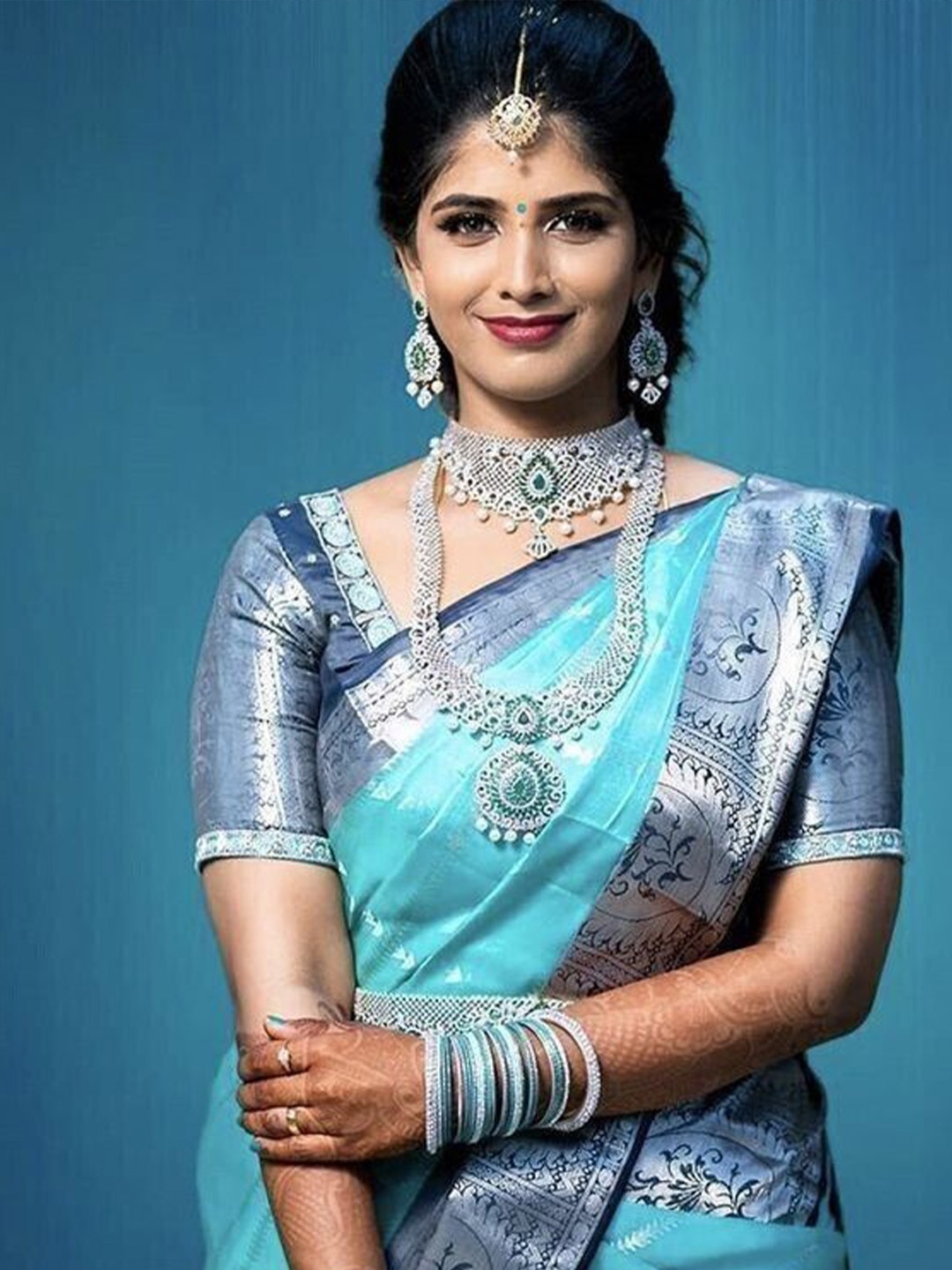 

Upalksh Striped Woven Design Zari Banarasi Saree, Blue
