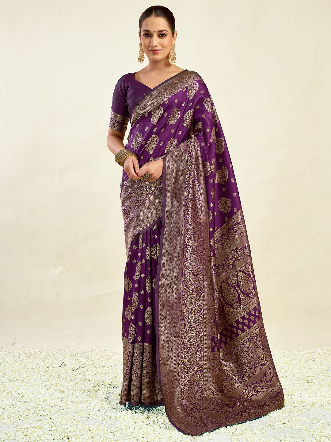 

KALINI Woven Design Zari Banarasi Saree, Magenta