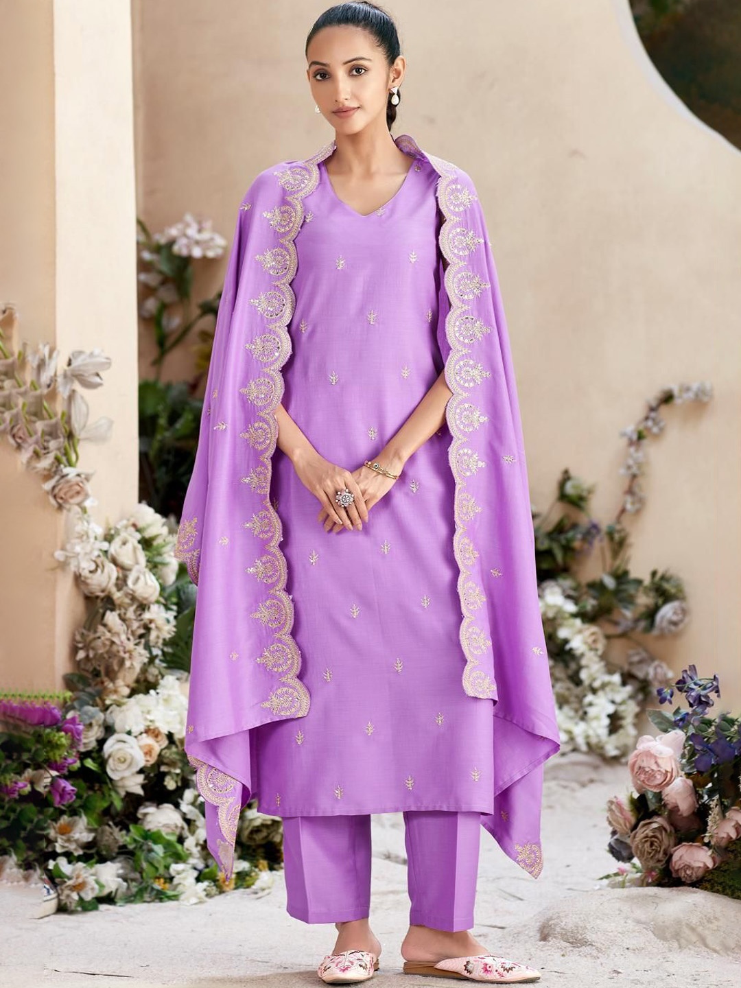 

MOKOSH Floral Embroidered V-Neck Straight Kurta With Trousers And Dupatta, Lavender