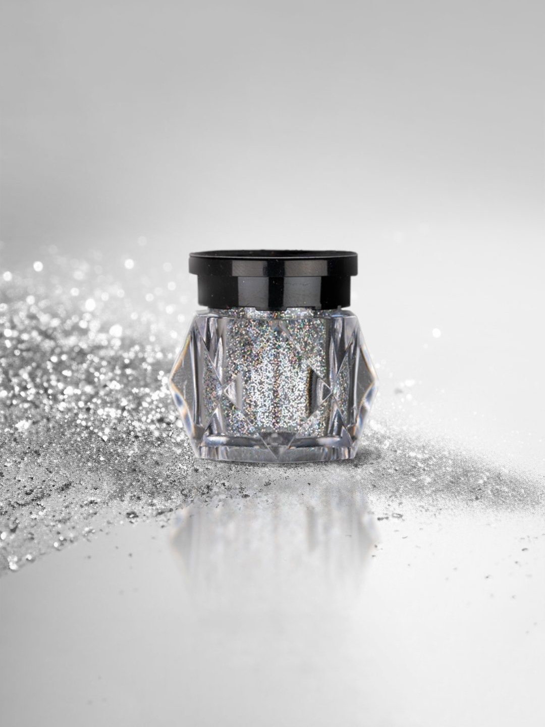 

BOBI EnhancingYou Eyeshadow Loose Glitter - 10 ml- Silver