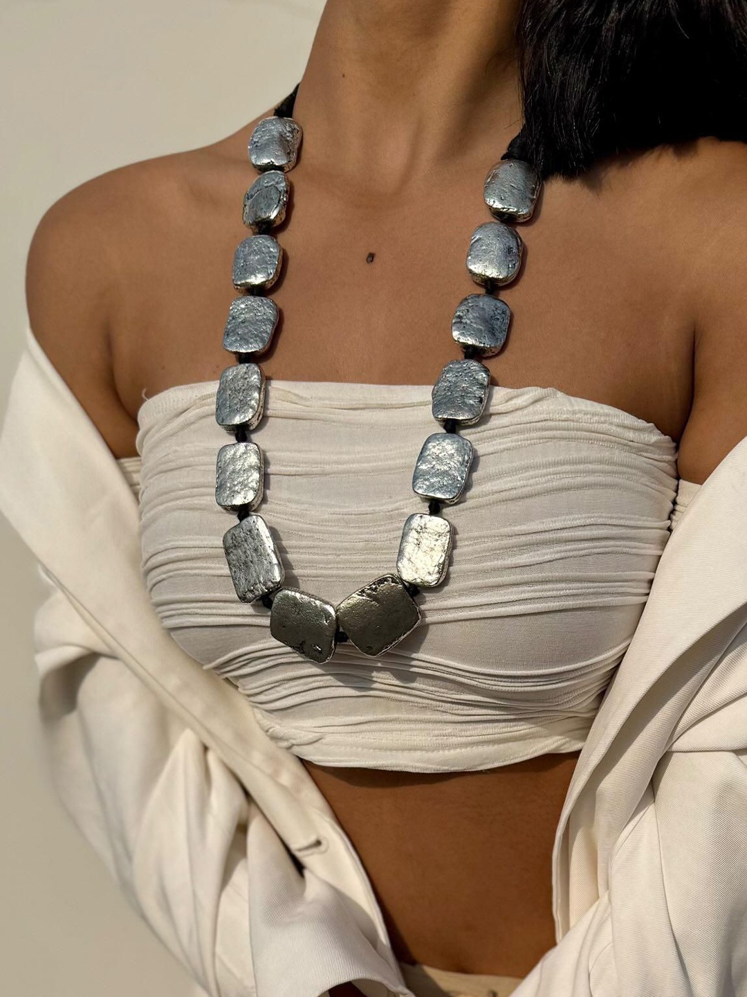 

Janpath Online Brass Oxidised Necklace, Silver