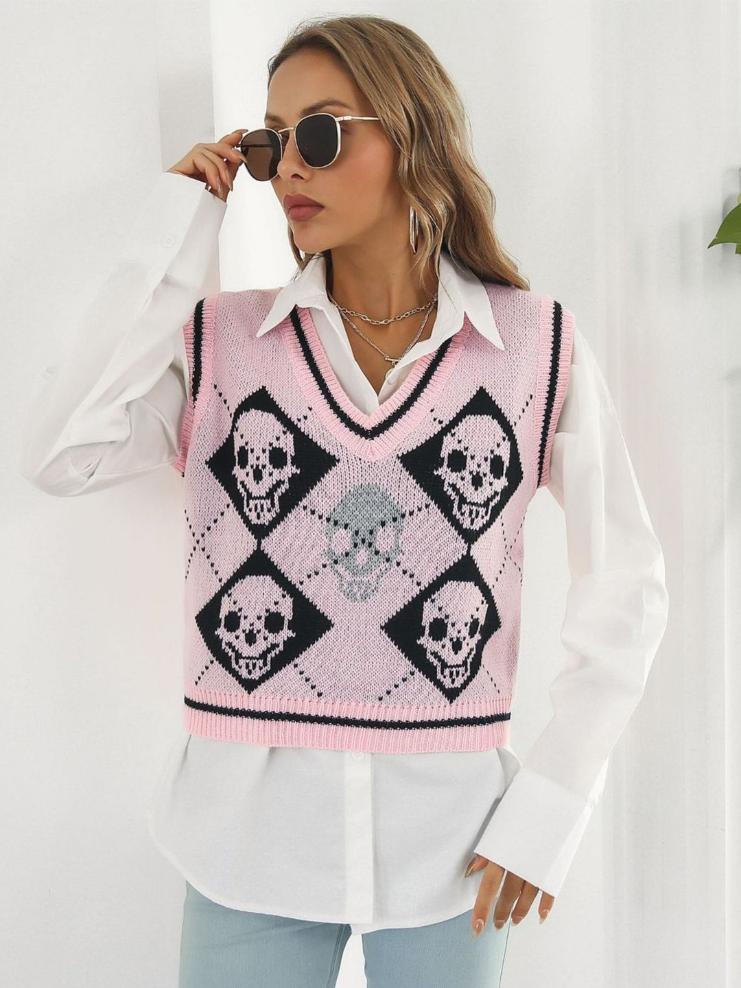 

Oh Rare Women Self Design Sleeveless V-Neck Sweater Vest, Pink