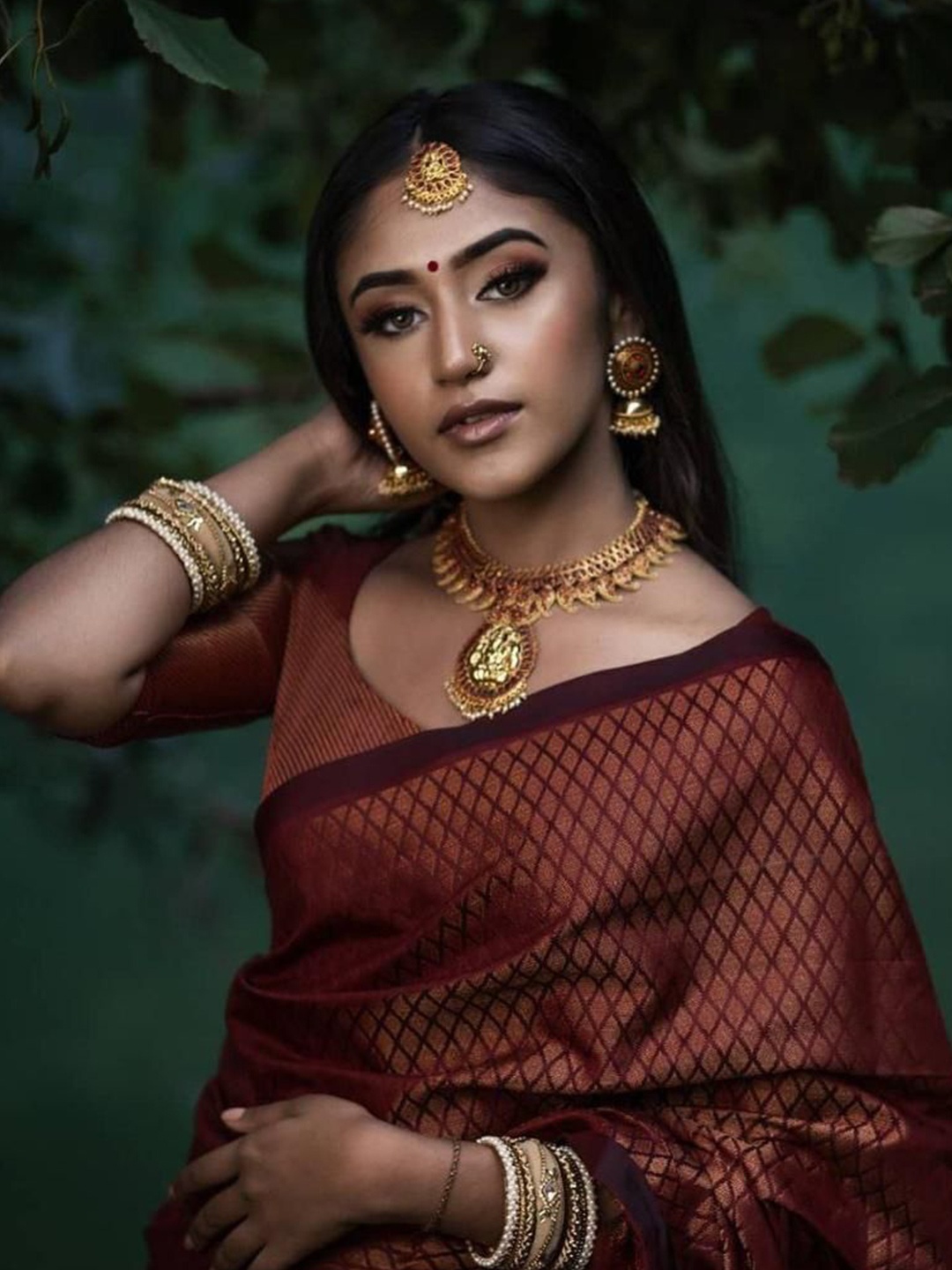 

Upalksh Woven Design Silk Cotton Kanjeevaram Saree, Maroon