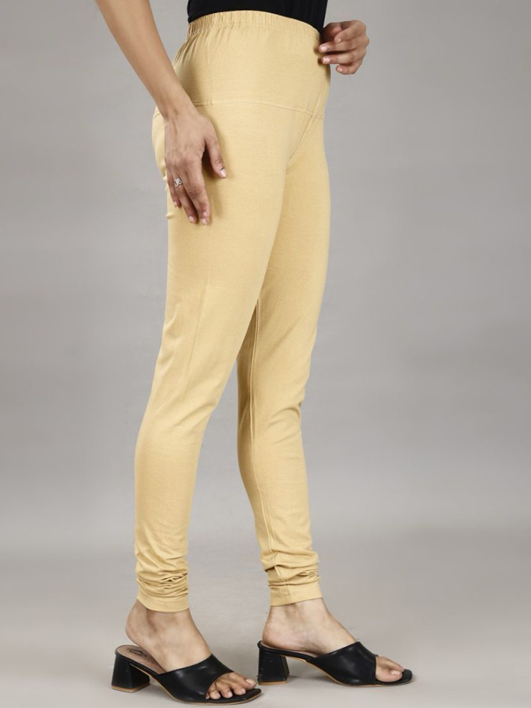 

DehlizeTrendz Cotton Mid Rise Churidar Length Leggings, Cream