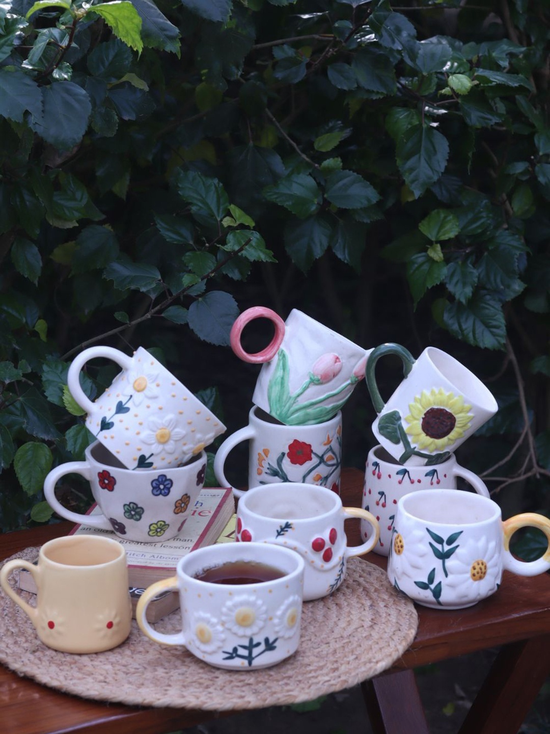 

WEAVING HOMES White & Blue 10 Pieces Floral Printed Ceramic Glossy Mugs 250ml