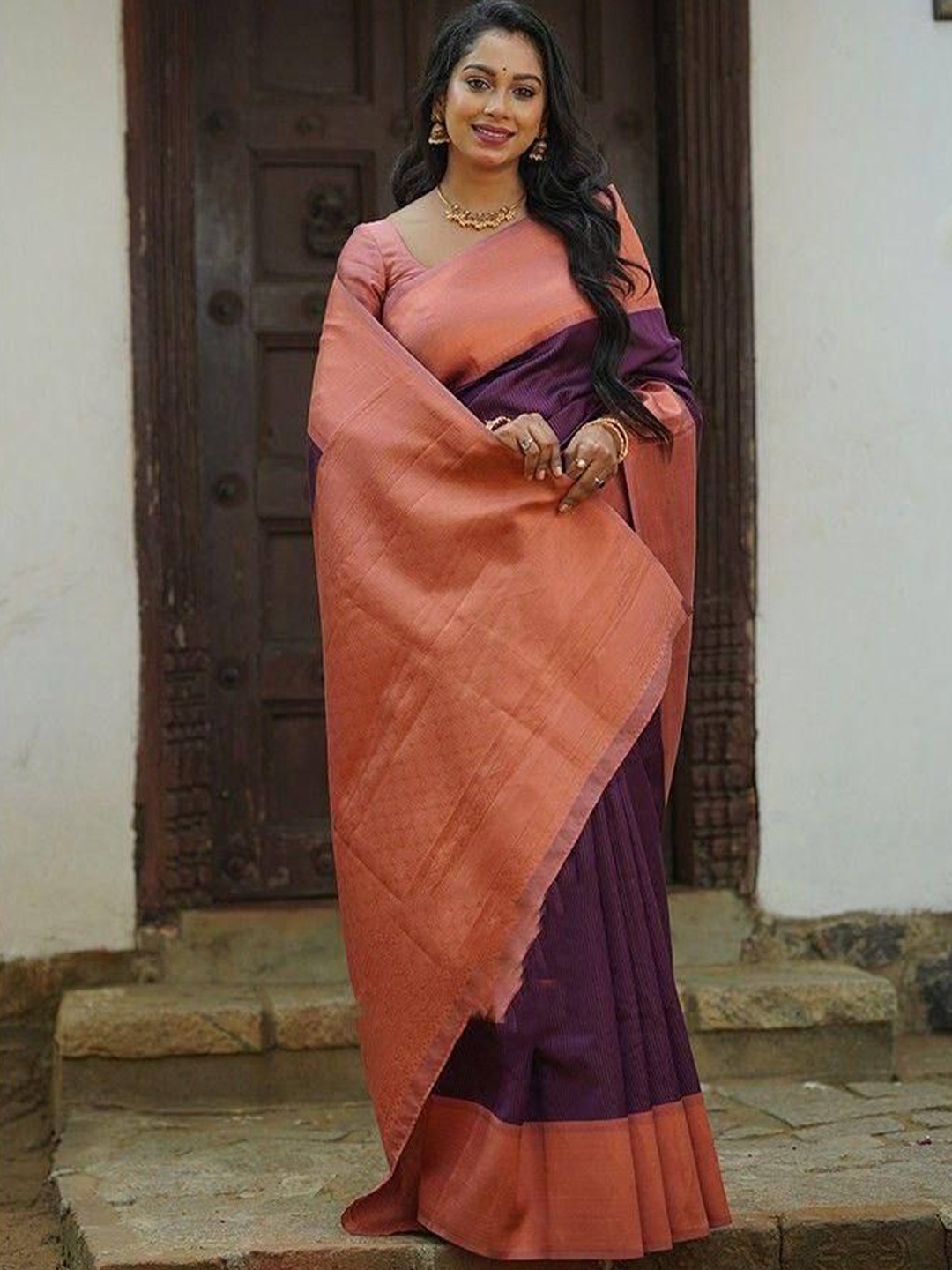 

Upalksh Woven Design Zari Kanjeevaram Saree, Purple