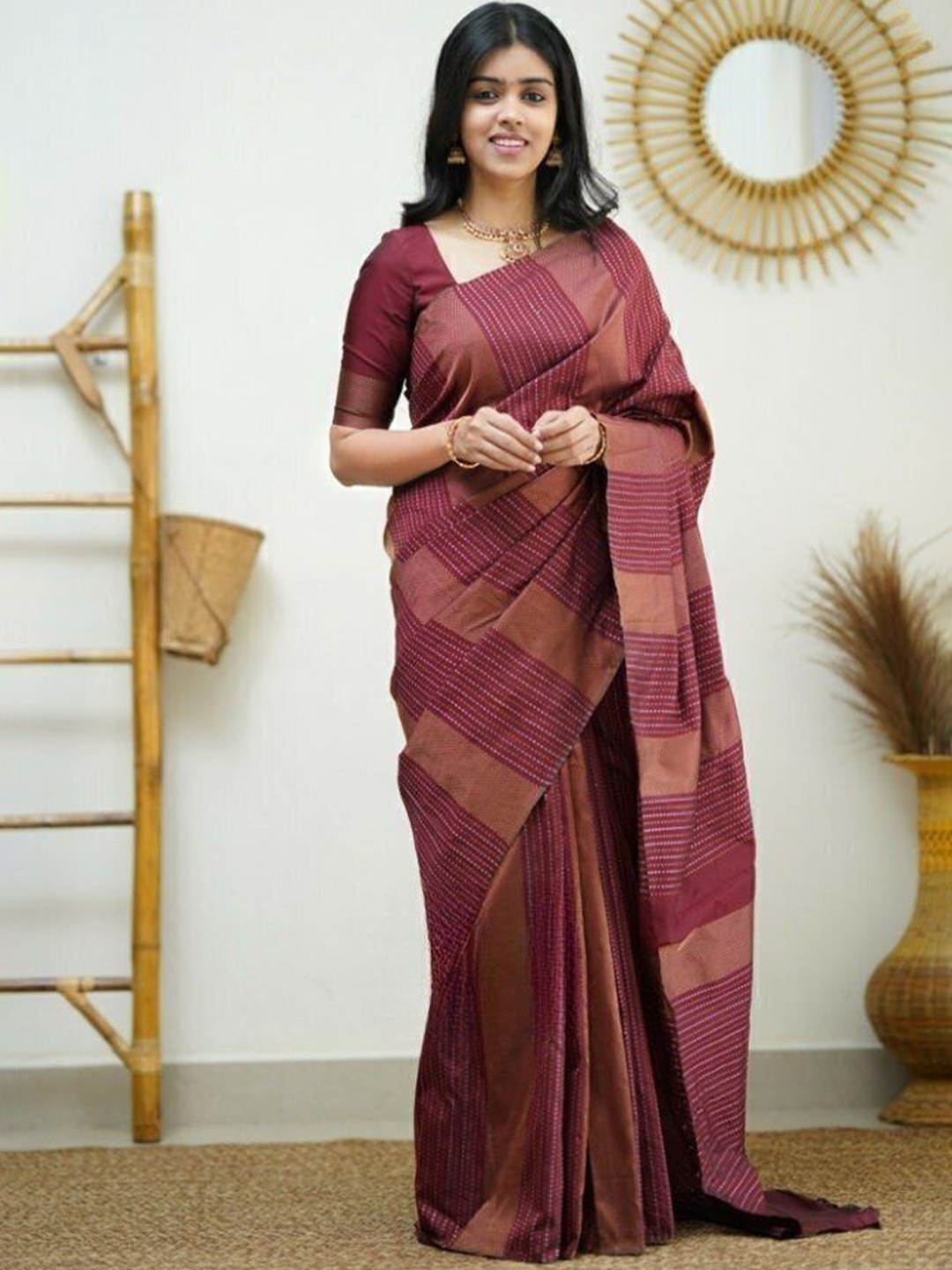 

Upalksh Striped Banarasi Saree, Maroon