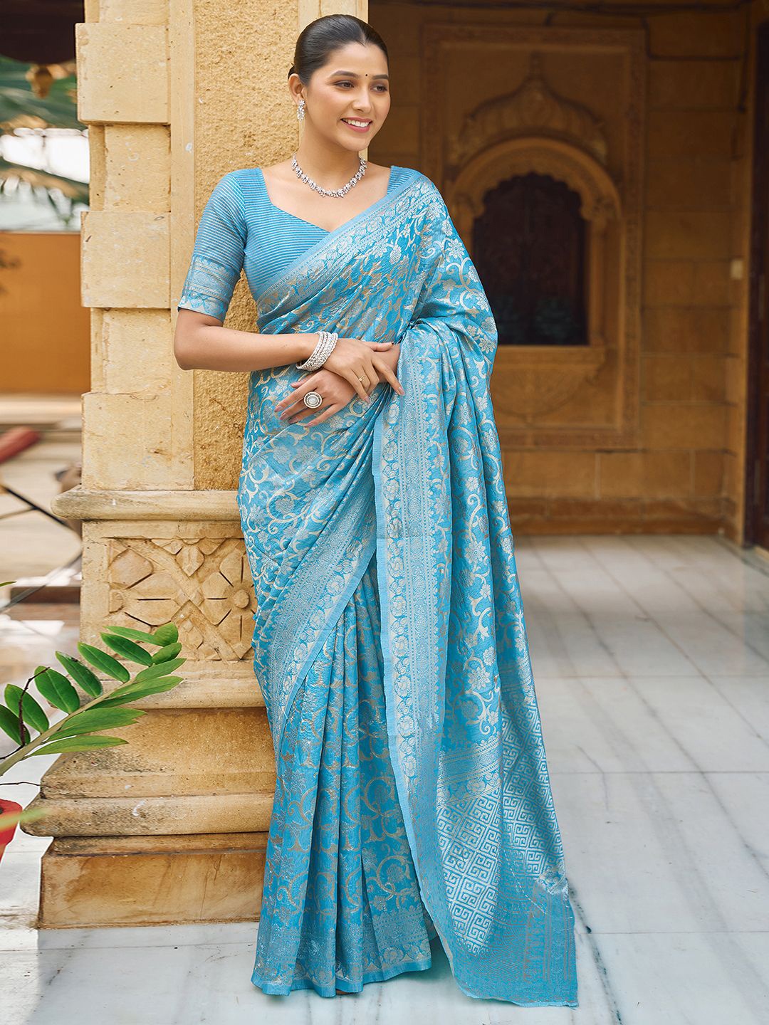 

KALINI Woven Design Saree With Blouse Piece, Blue