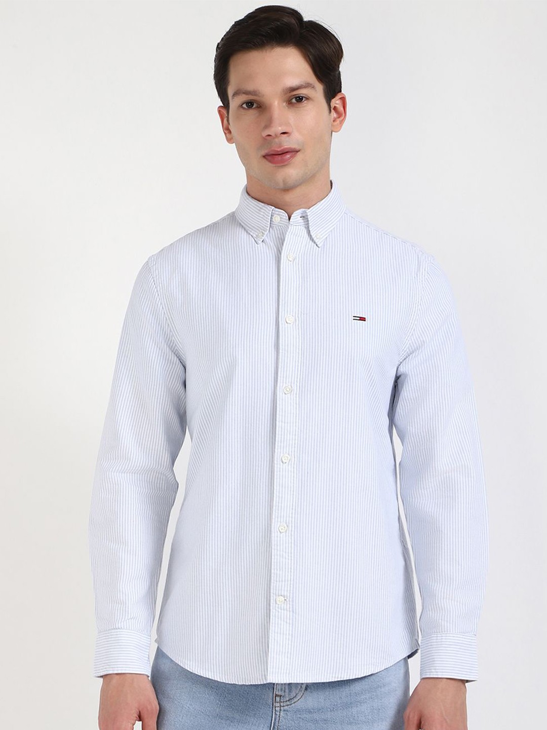 

Tommy Hilfiger Men Slim Fit Button-Down Collar Vertical Striped Cotton Casual Shirt, Blue