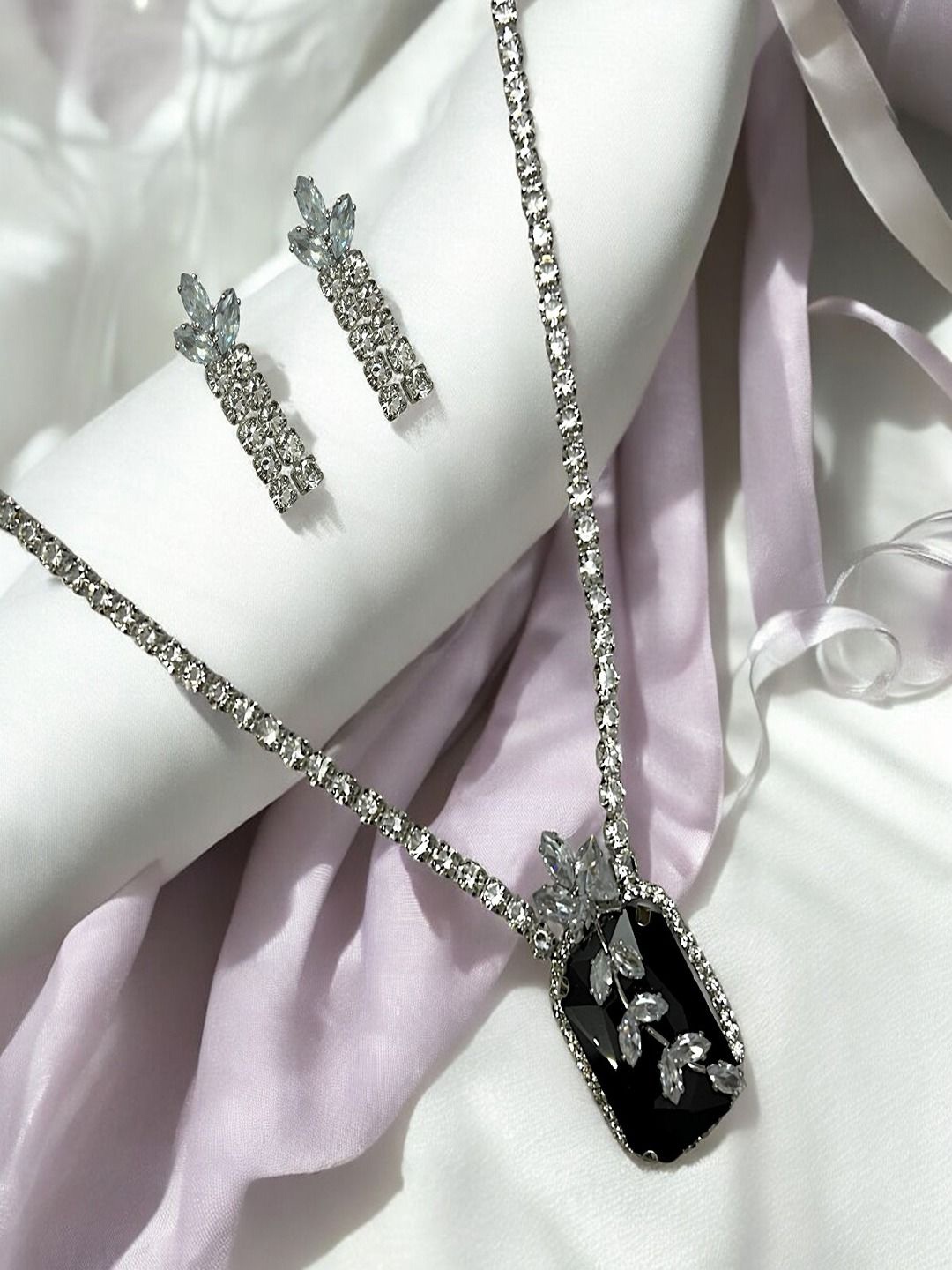 

AccessHer Gold Plated Stone-Studded Necklace and Earrings