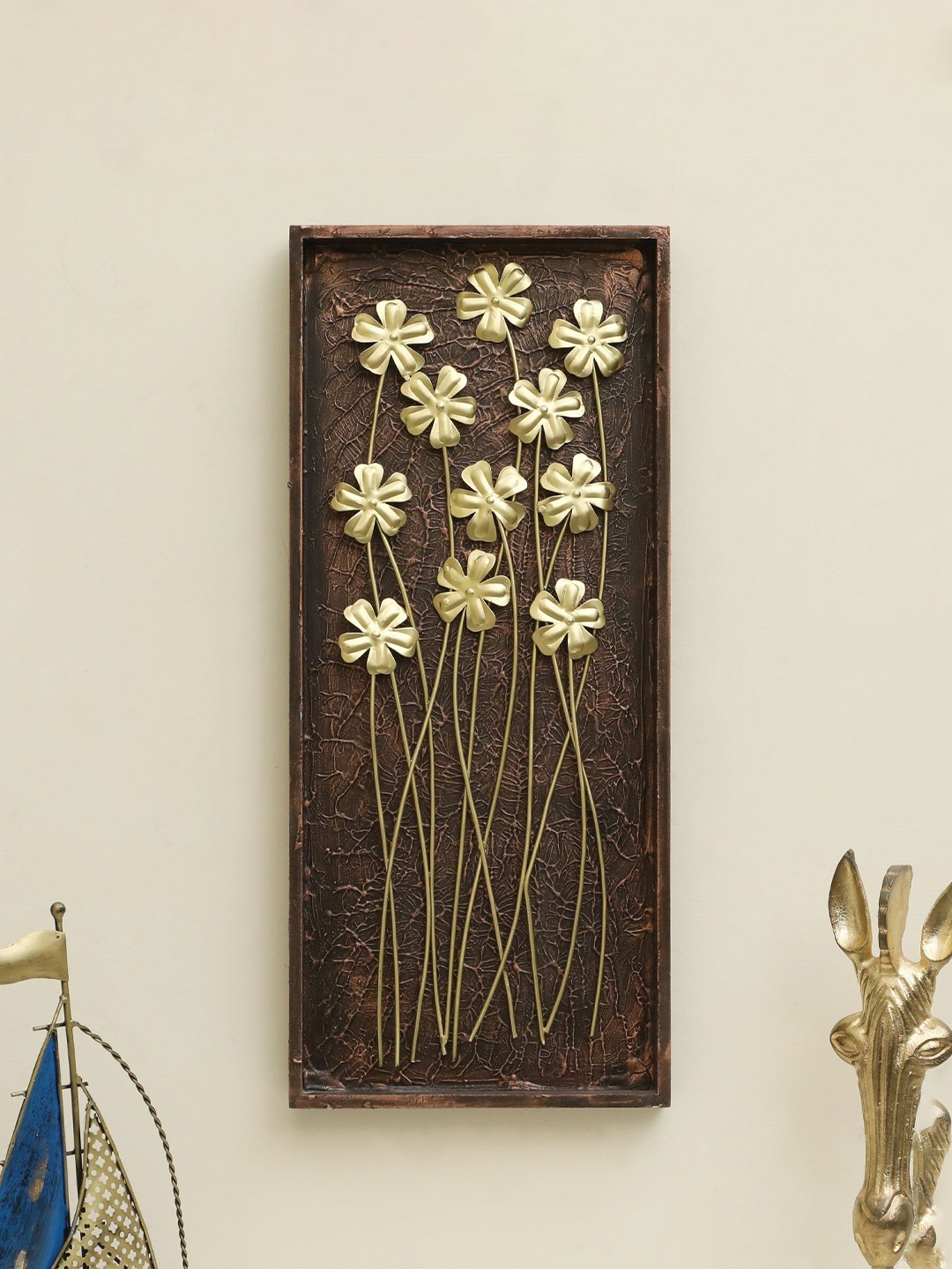 

vedas Mystic Indiana Brown Textured Metal Kane Flower Wall Decor