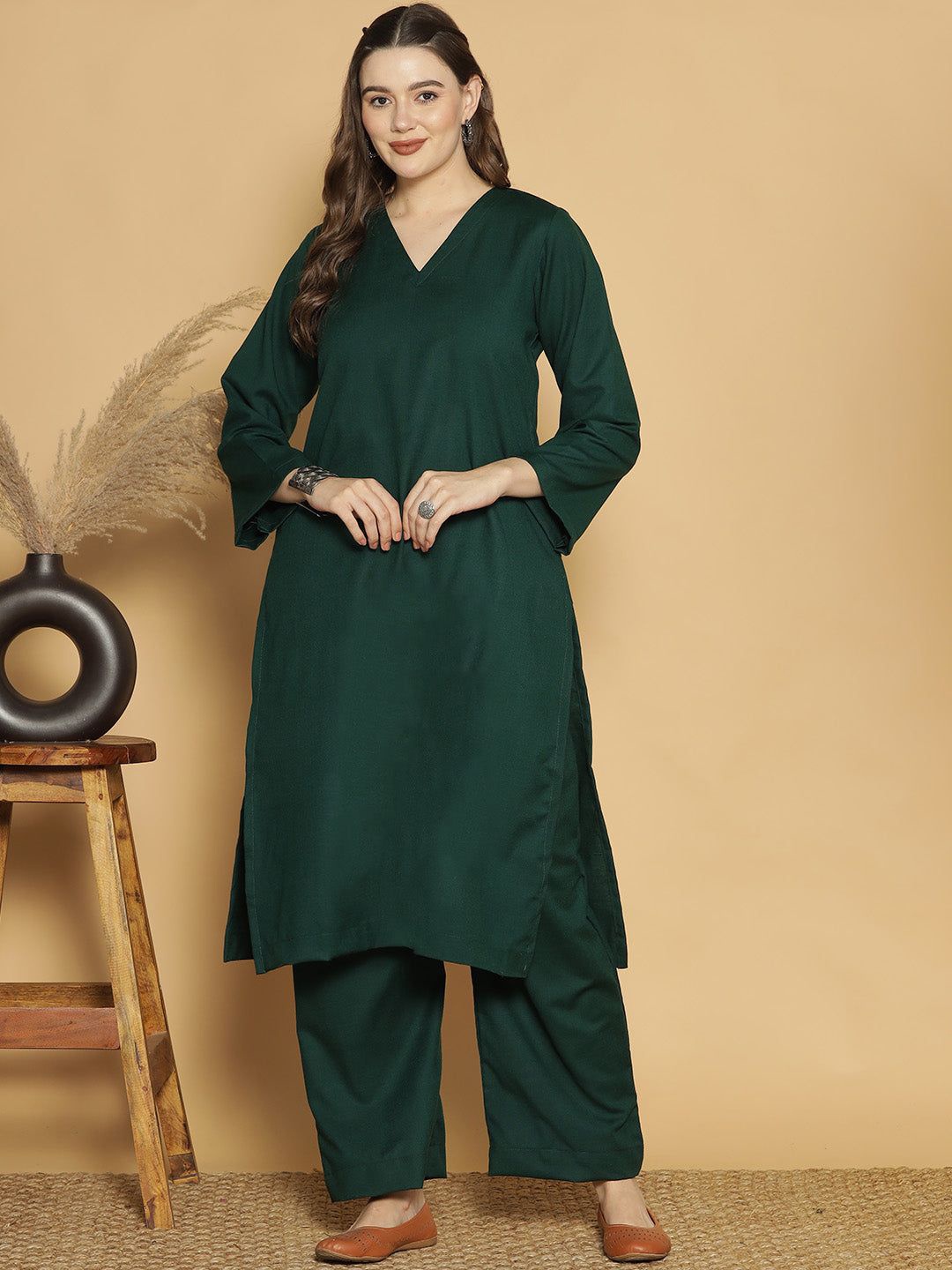 

LetsDressUp V Neck Straight Kurta, Green
