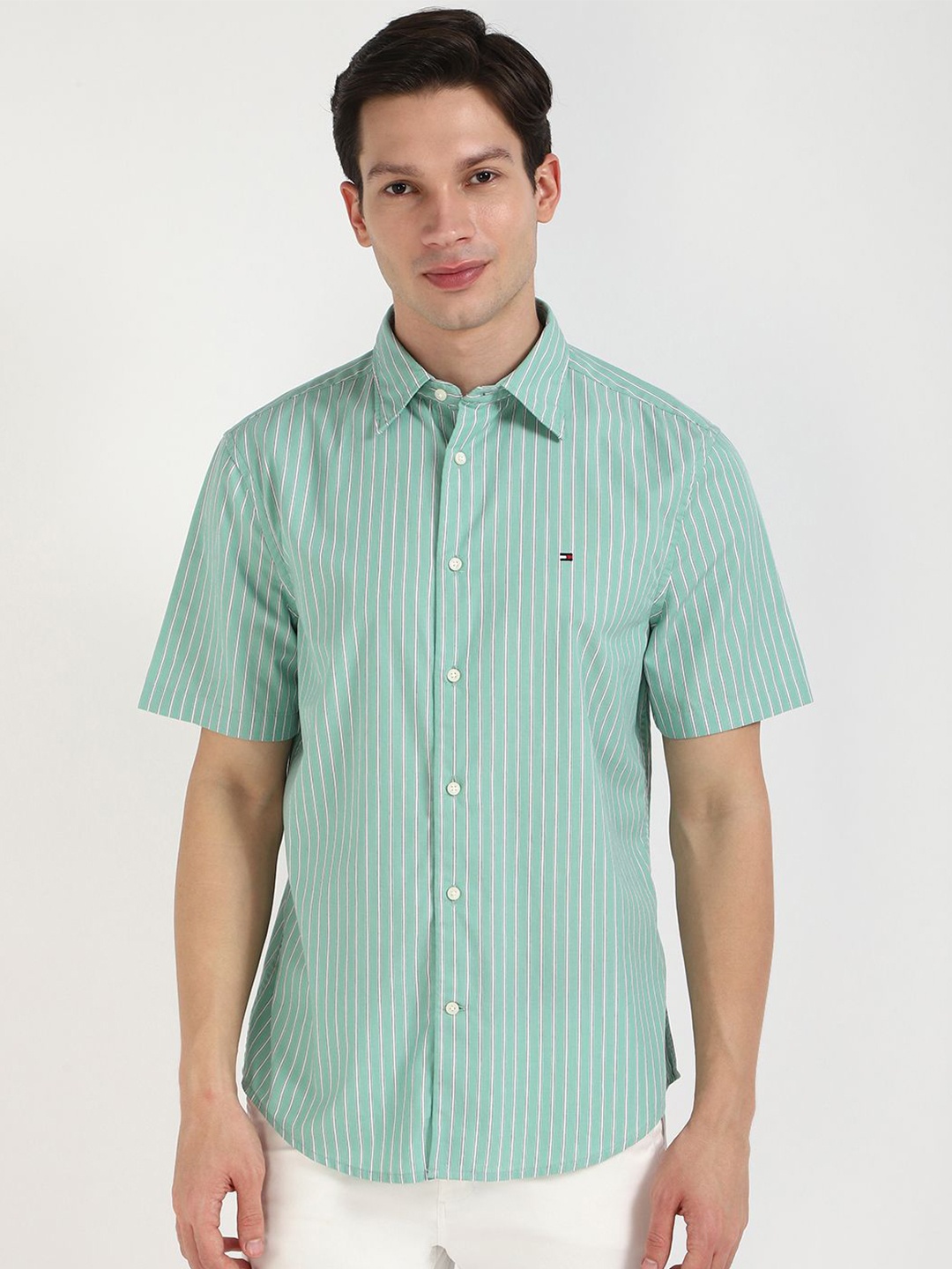 

Tommy Hilfiger Men Spread Collar Vertical Striped Cotton Casual Shirt, Green