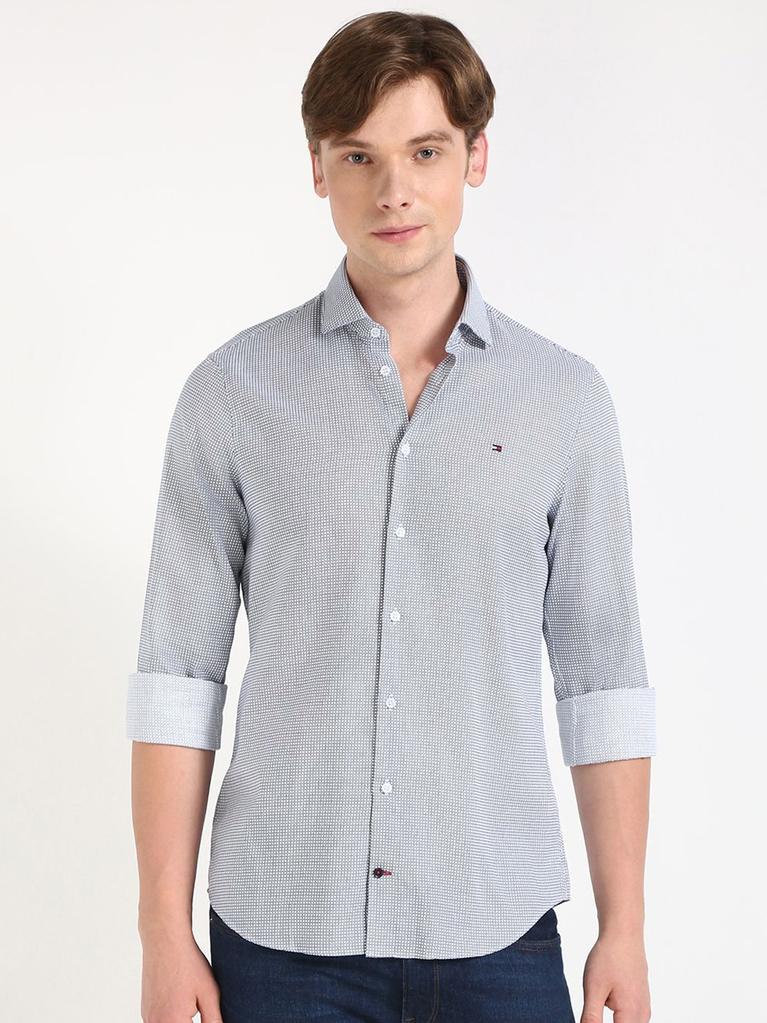 

Tommy Hilfiger Men Slim Fit Spread Collar Geometric Printed Cotton Casual Shirt, White