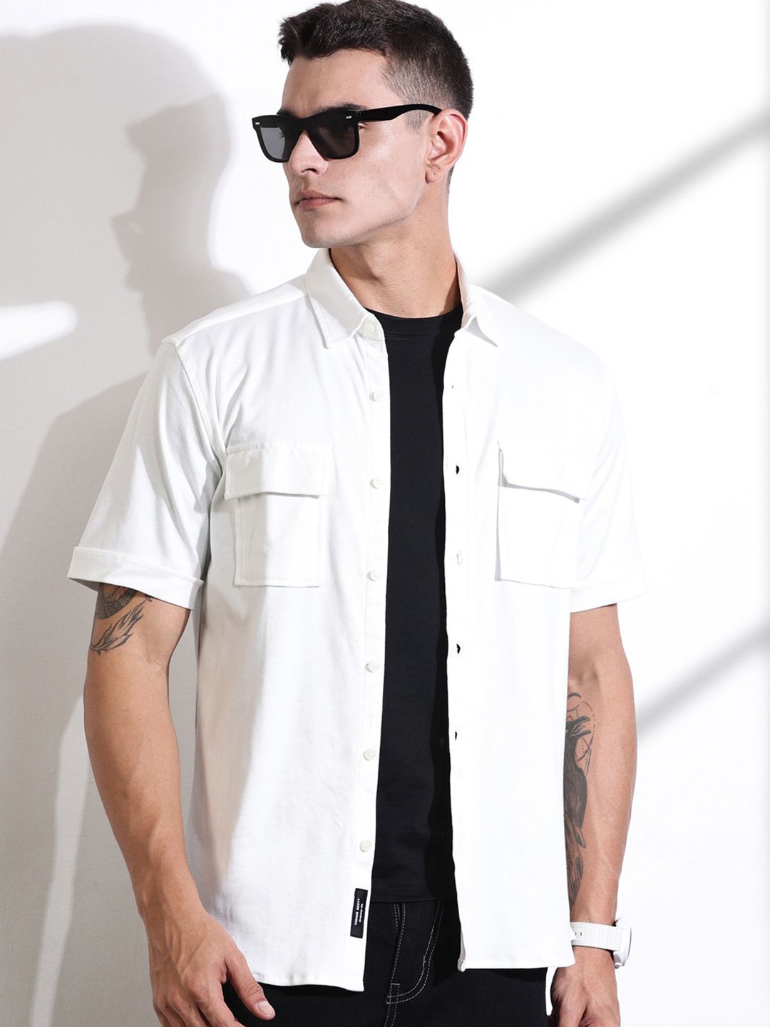 

Thomas Scott Men Classic Slim Fit Spread Collar Solid Cotton Casual Shirt, White
