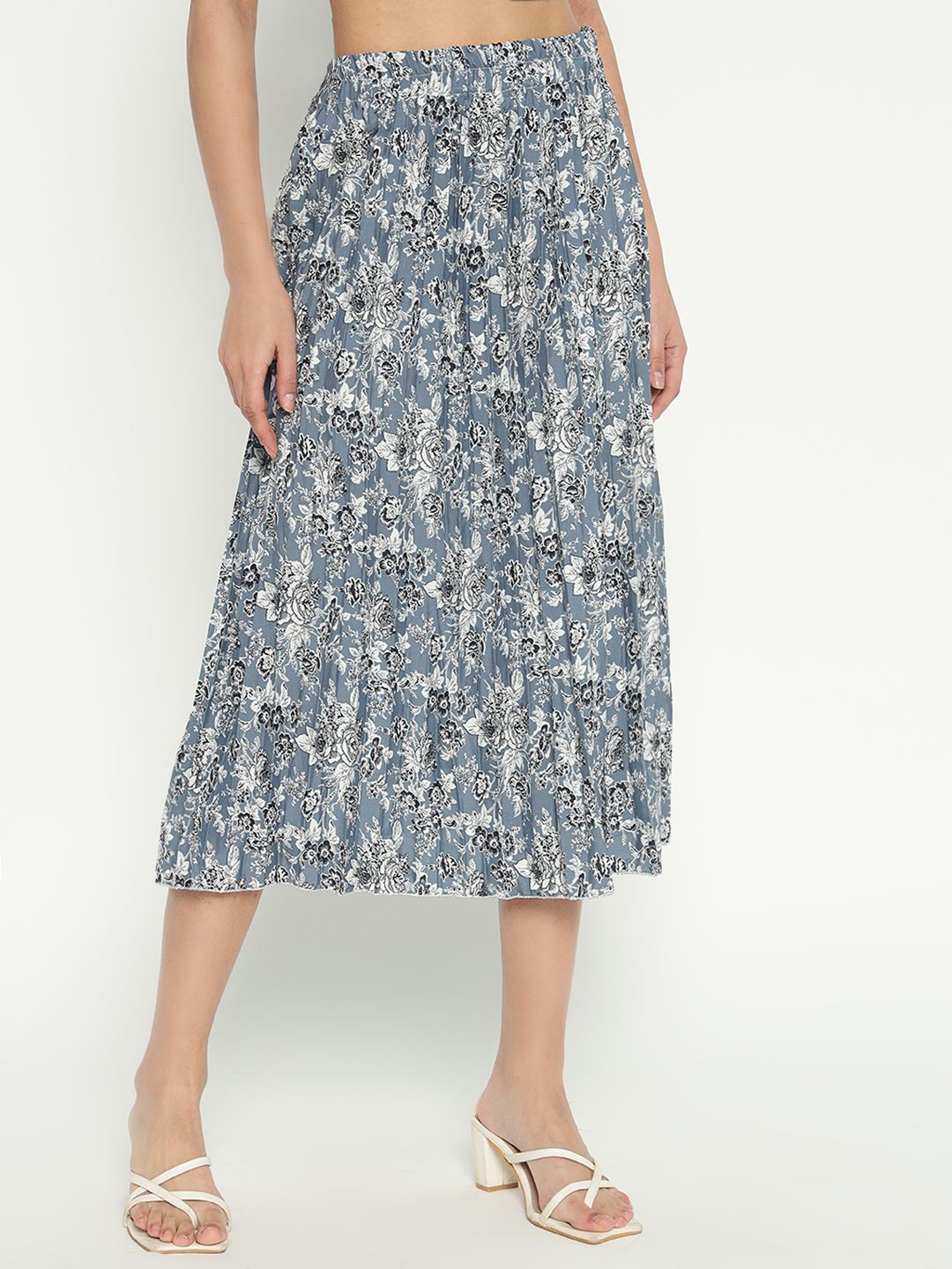 

Femvy Women Floral Printed Pleated Flared Midi Skirt, Grey