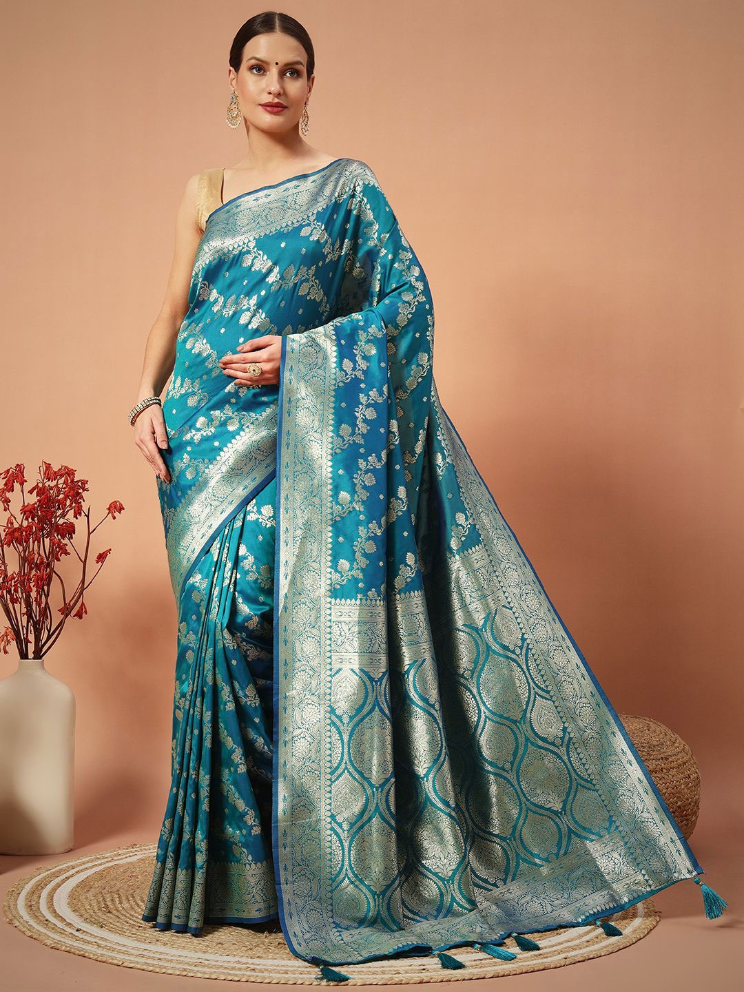 

SWAMI STUDIO Woven Design Zari Pure Silk Banarasi Saree, Turquoise blue