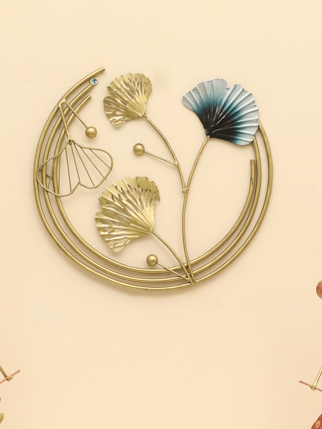 

vedas Mystic Indiana Blue Textured Metal Toshi Leafs Wall Decor, Gold