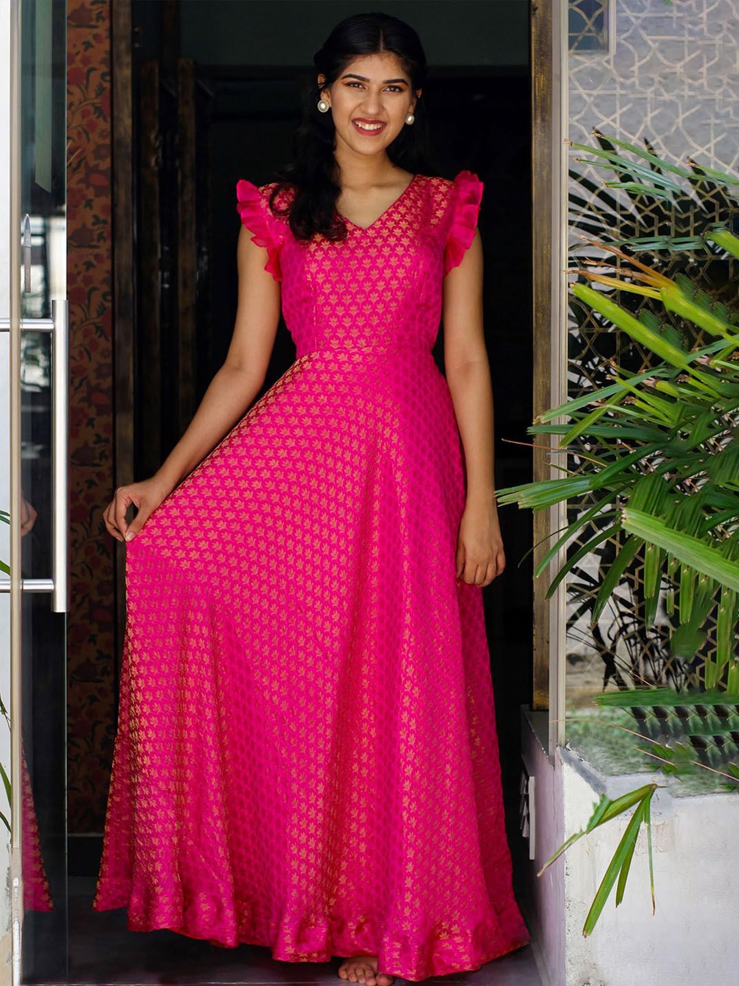 

Kedar Fab Ethnic Motifs Woven Design V-Neck Anarkali Kurta, Pink