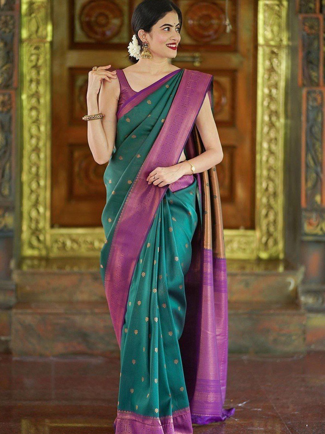 

Upalksh Pure Silk Kanjeevaram Saree, Green